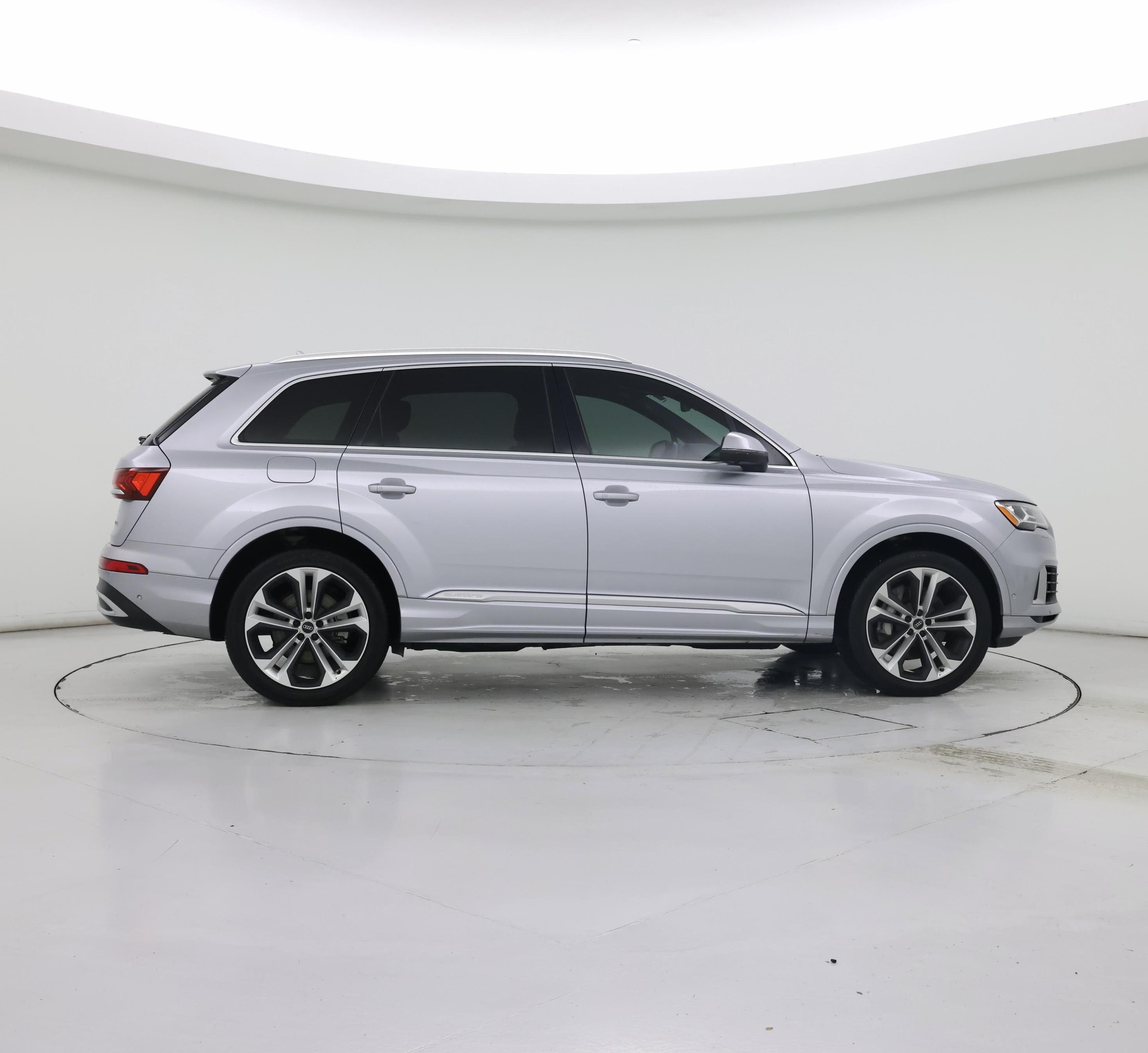 Thumbnail: 2021 Audi Q7 - 7