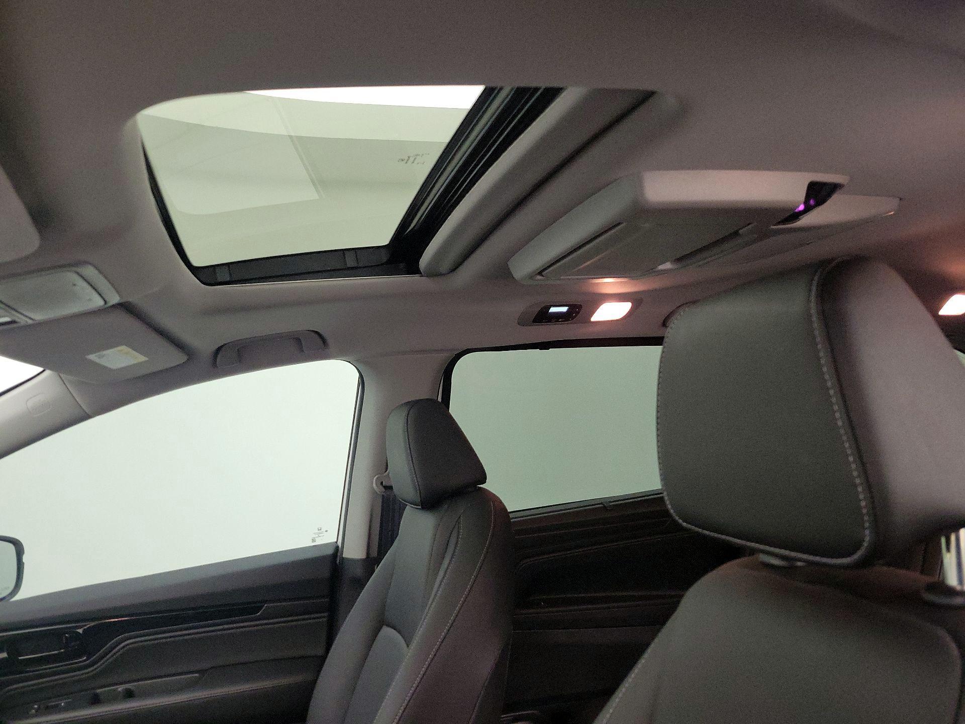 Thumbnail: 2024 Honda Odyssey - 18