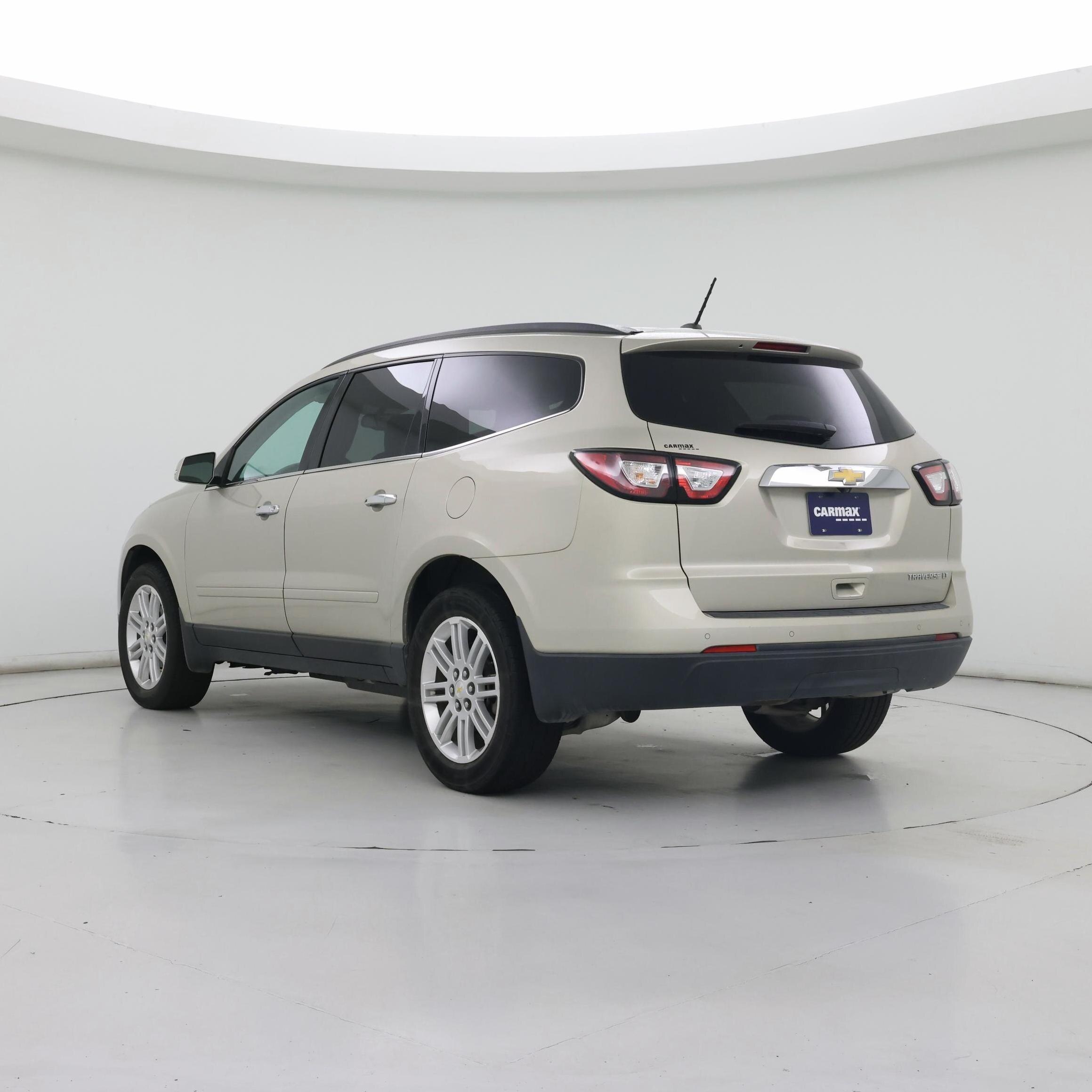 Thumbnail: 2015 Chevrolet Traverse - 2