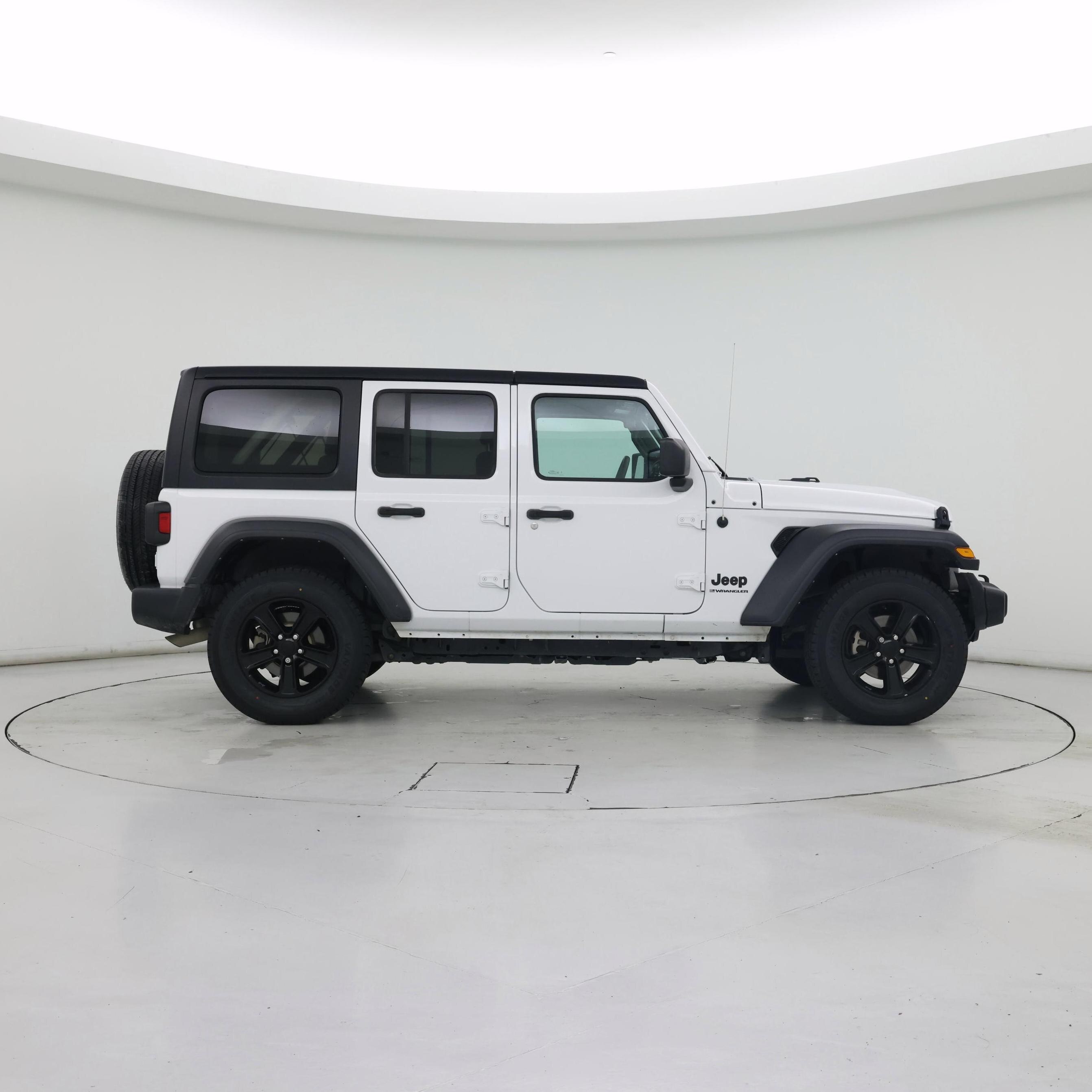 Thumbnail: 2023 Jeep Wrangler - 7