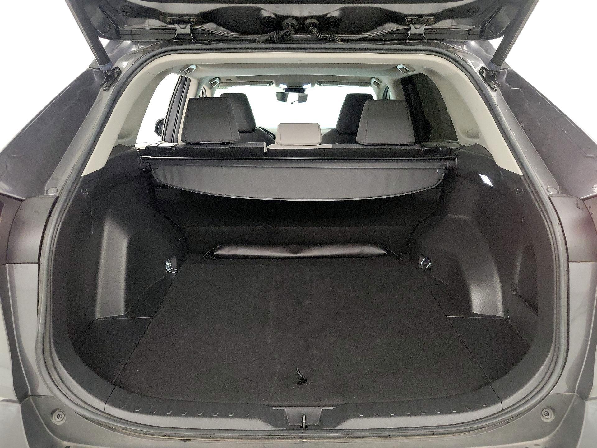 Thumbnail: 2023 Toyota RAV4 - 20