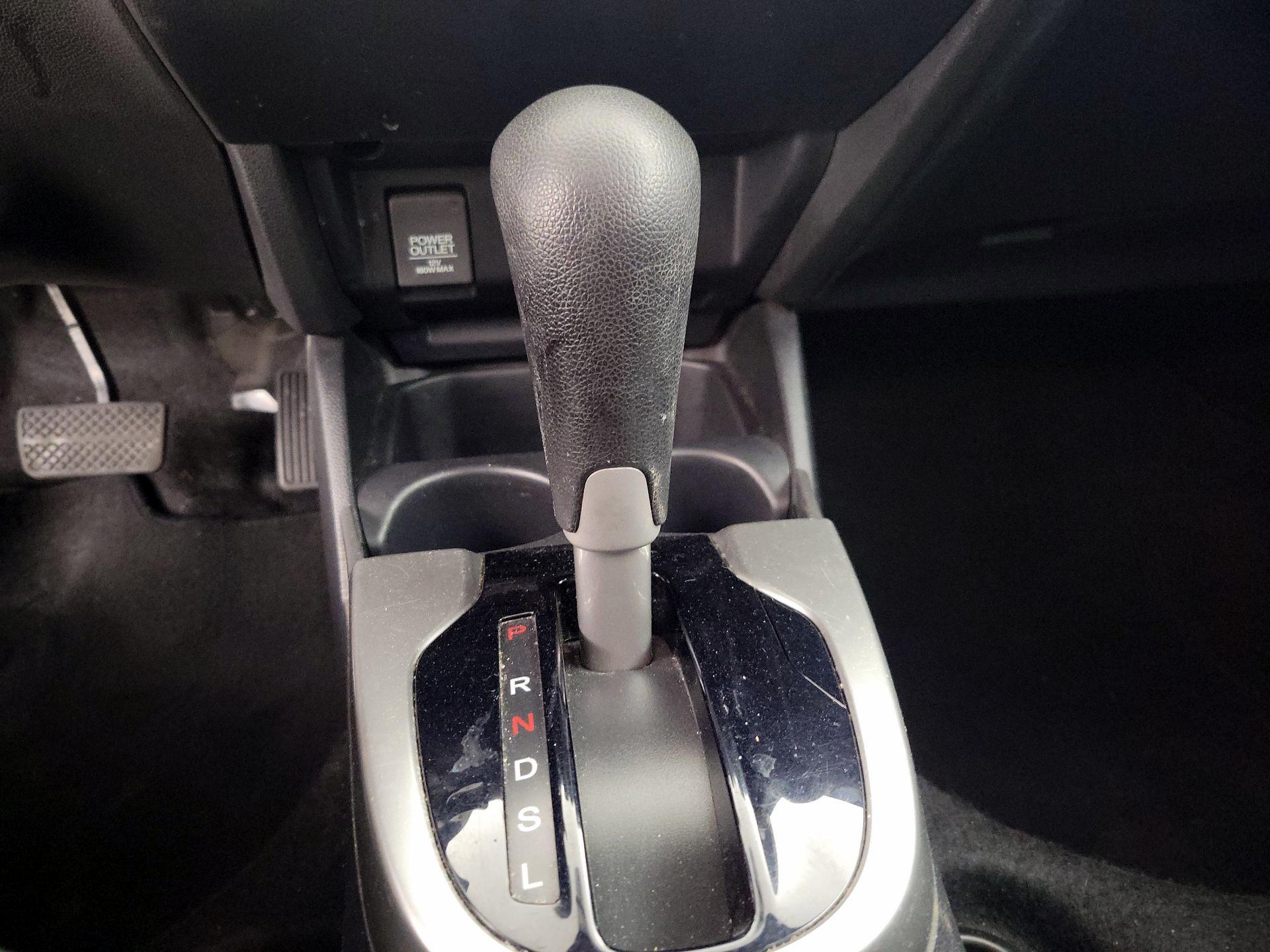 Thumbnail: 2015 Honda Fit - 17