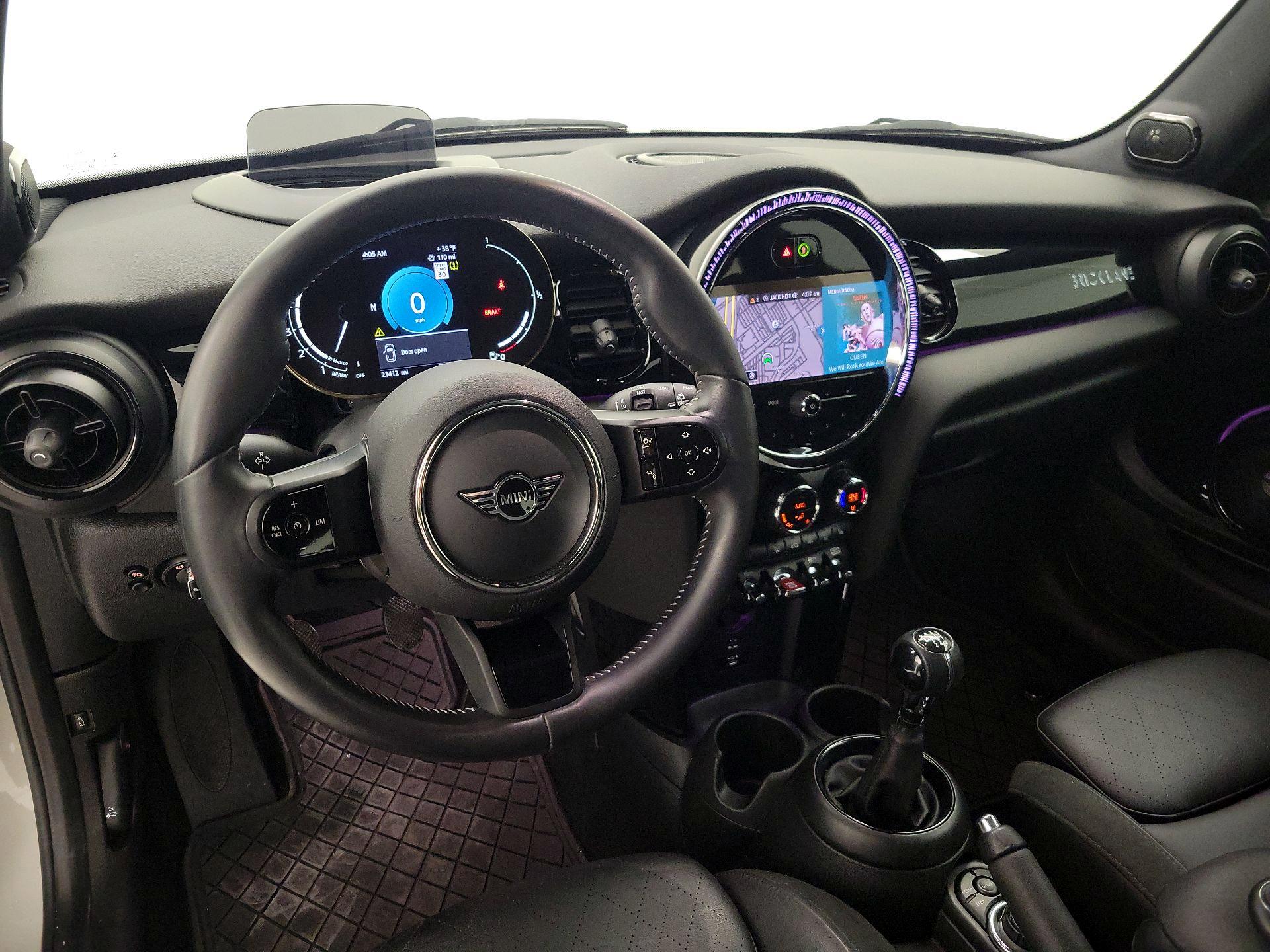 Thumbnail: 2022 MINI Cooper Hardtop - 9