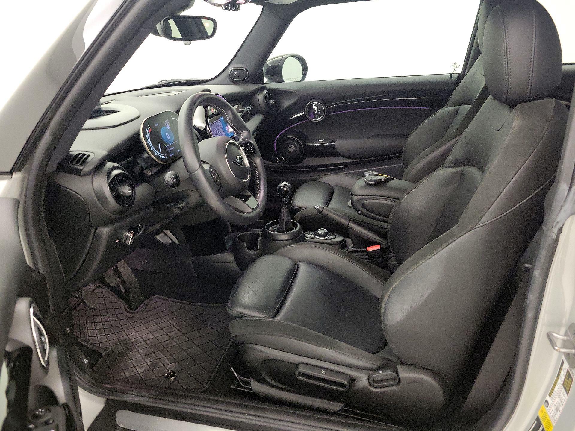 Thumbnail: 2022 MINI Cooper Hardtop - 11