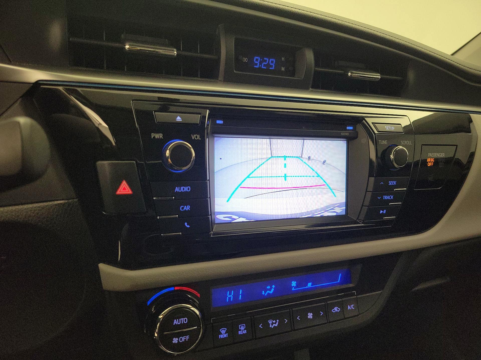 Thumbnail: 2015 Toyota Corolla - 14