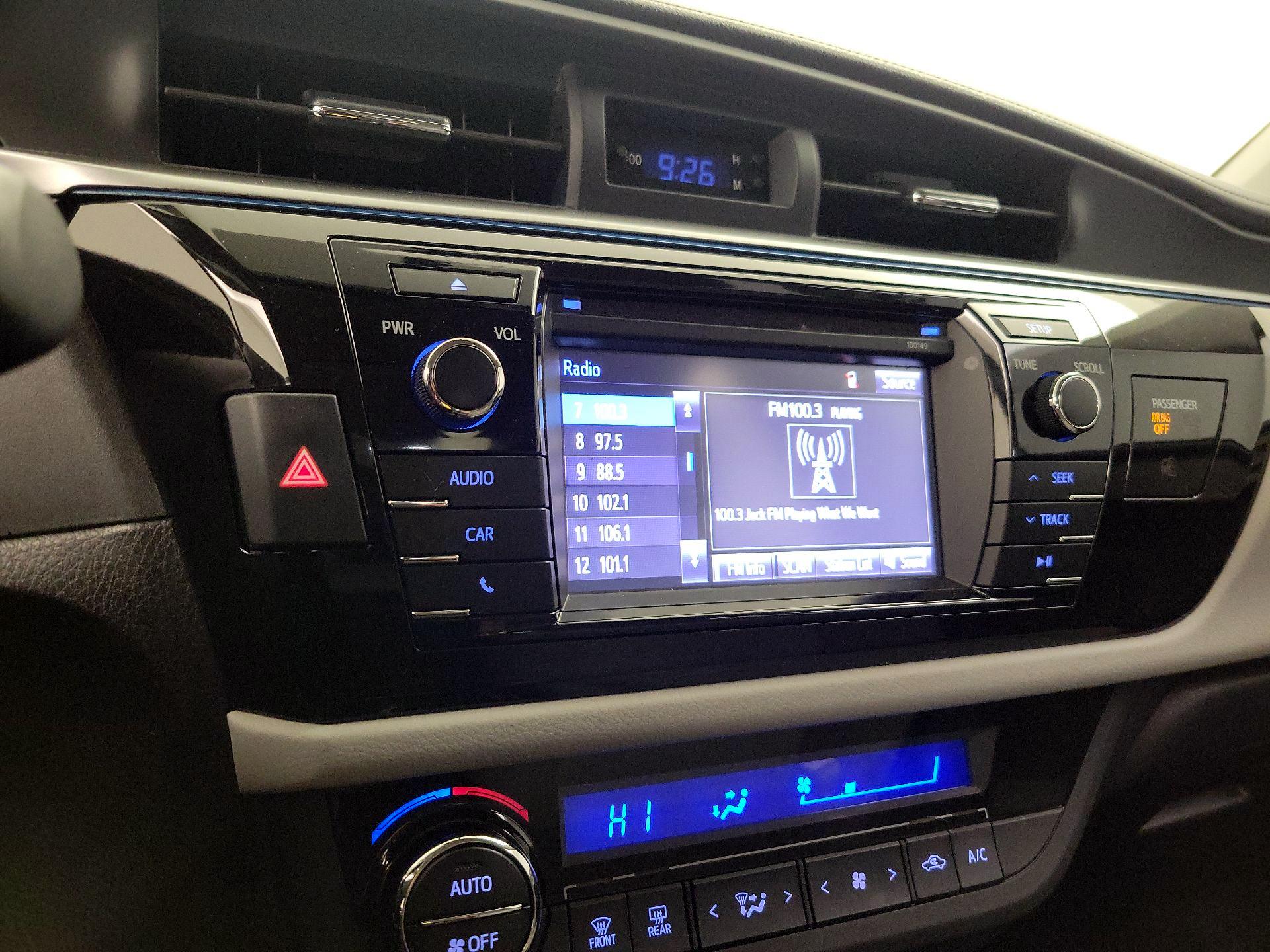 Thumbnail: 2015 Toyota Corolla - 15