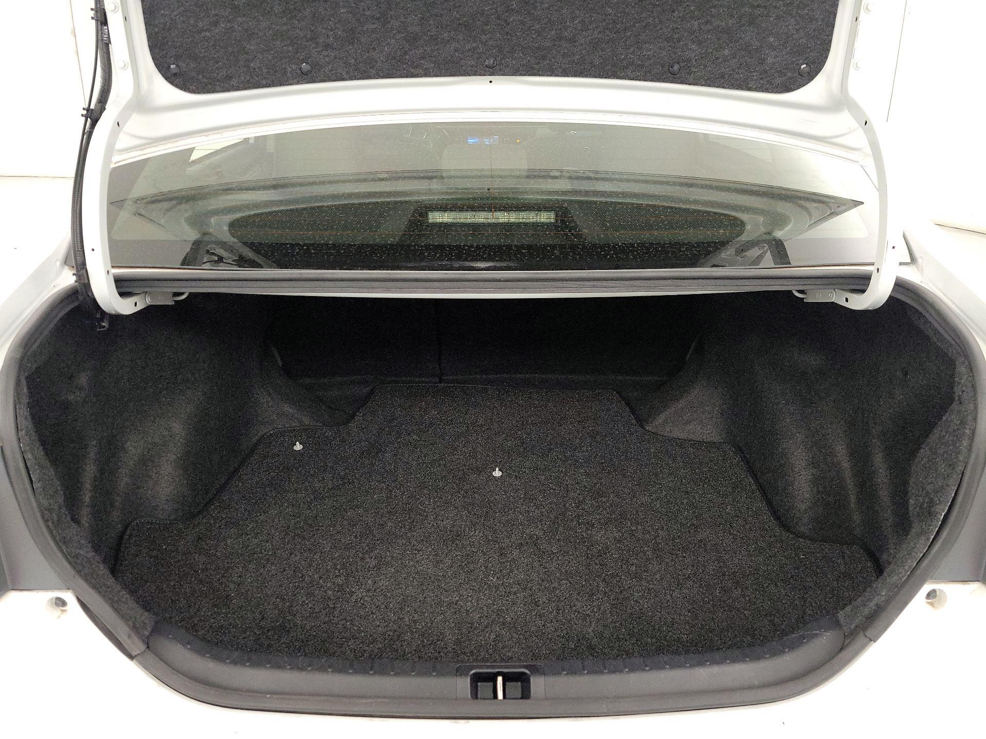 Thumbnail: 2015 Toyota Corolla - 19