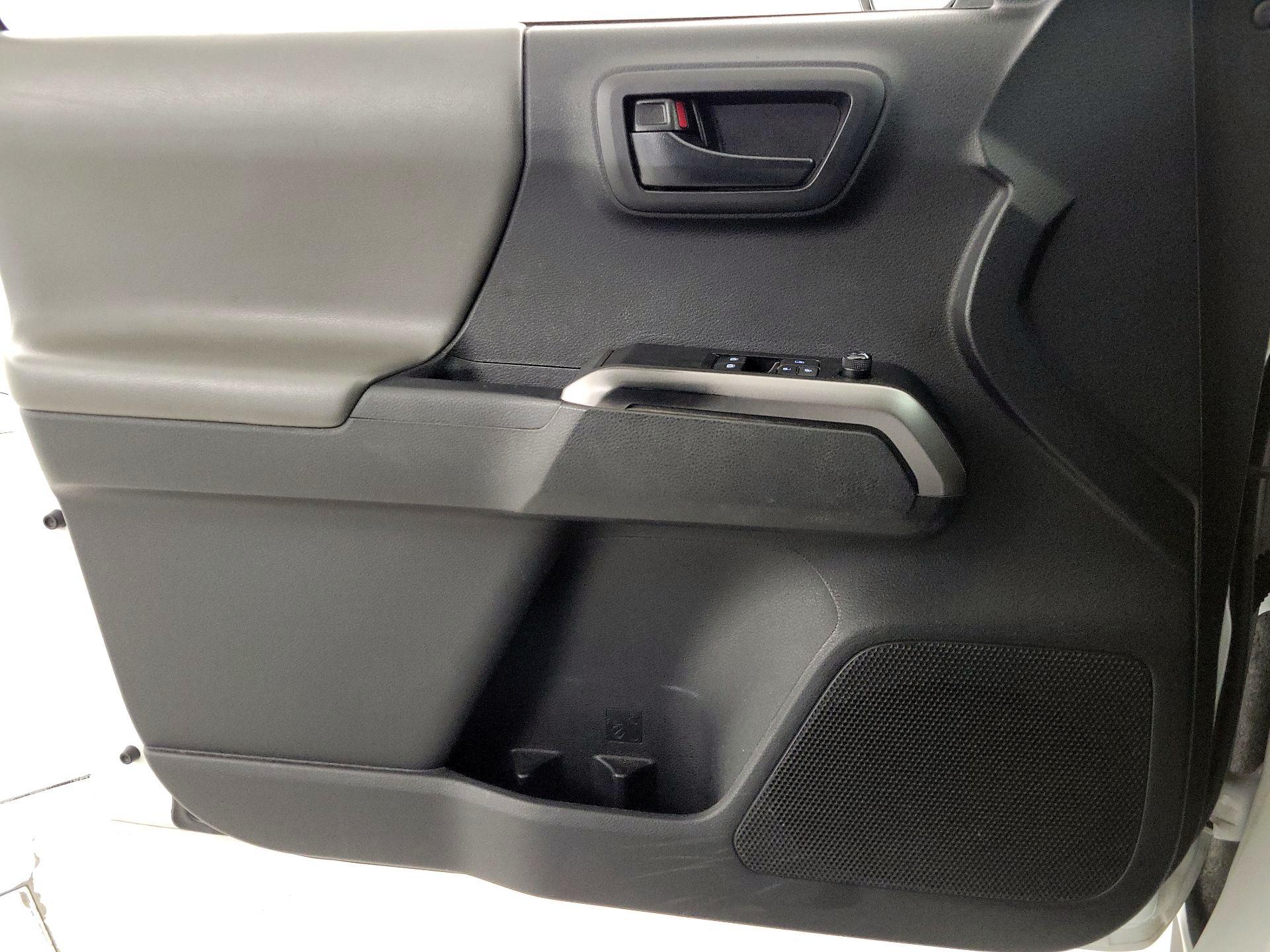 Thumbnail: 2023 Toyota Tacoma - 12