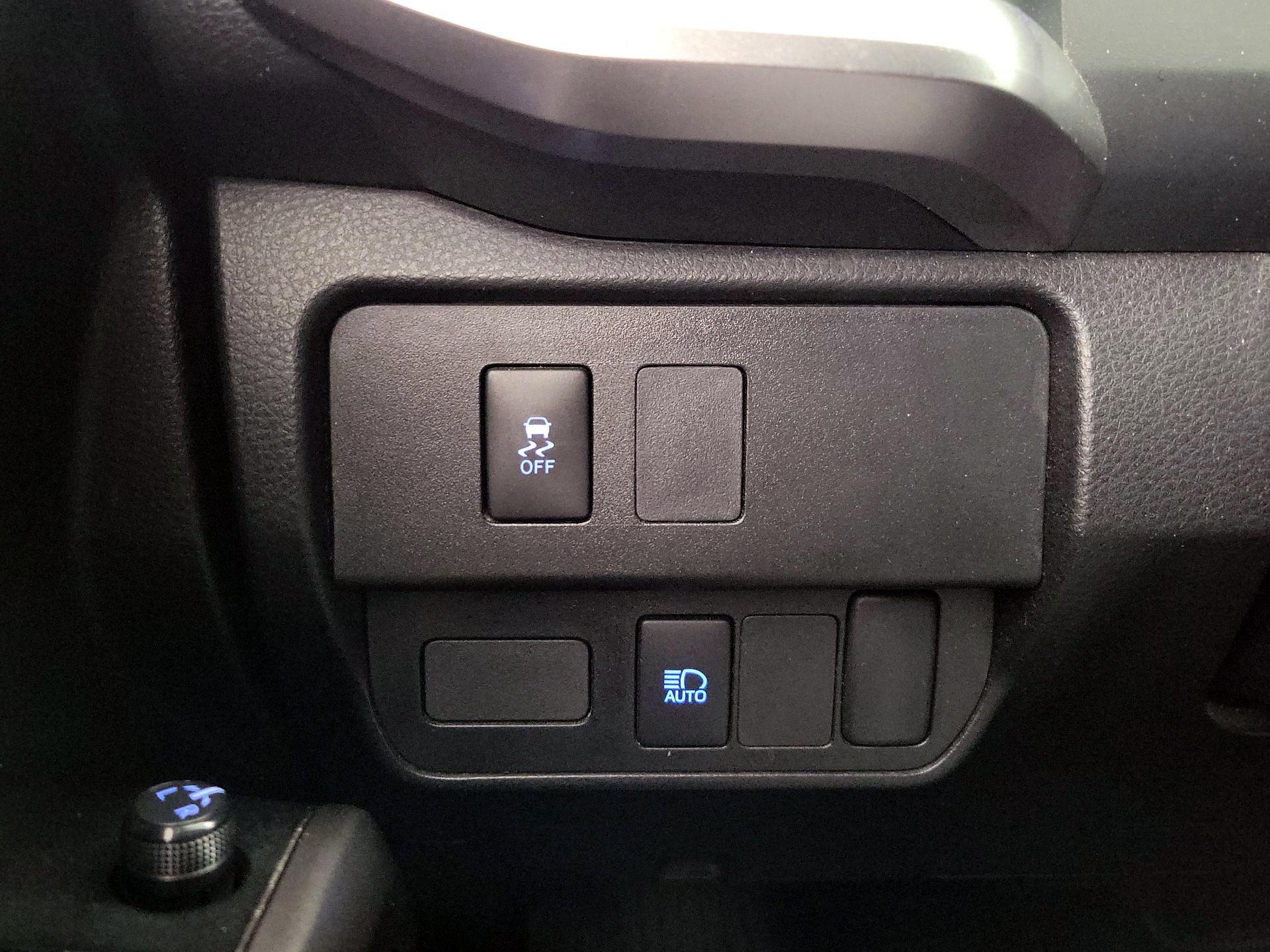 Thumbnail: 2023 Toyota Tacoma - 13