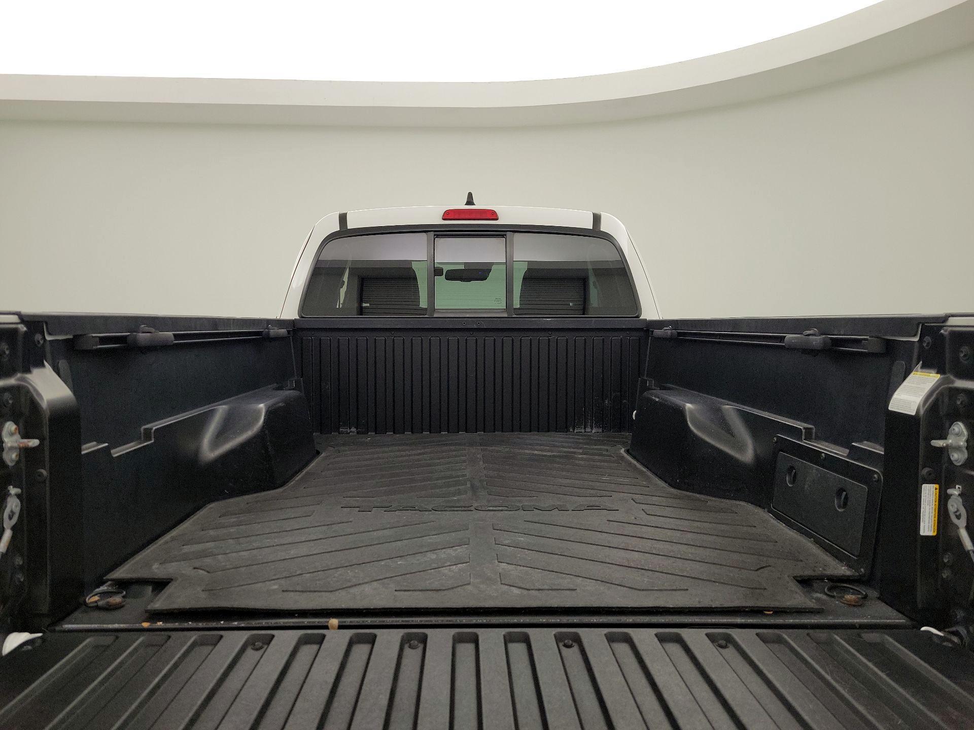 Thumbnail: 2023 Toyota Tacoma - 19