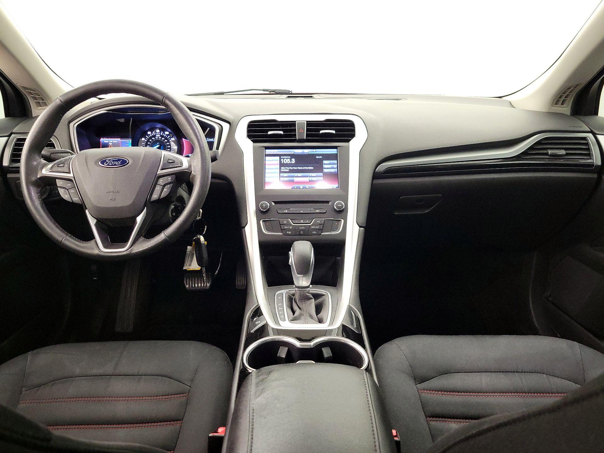 Thumbnail: 2016 Ford Fusion - 9