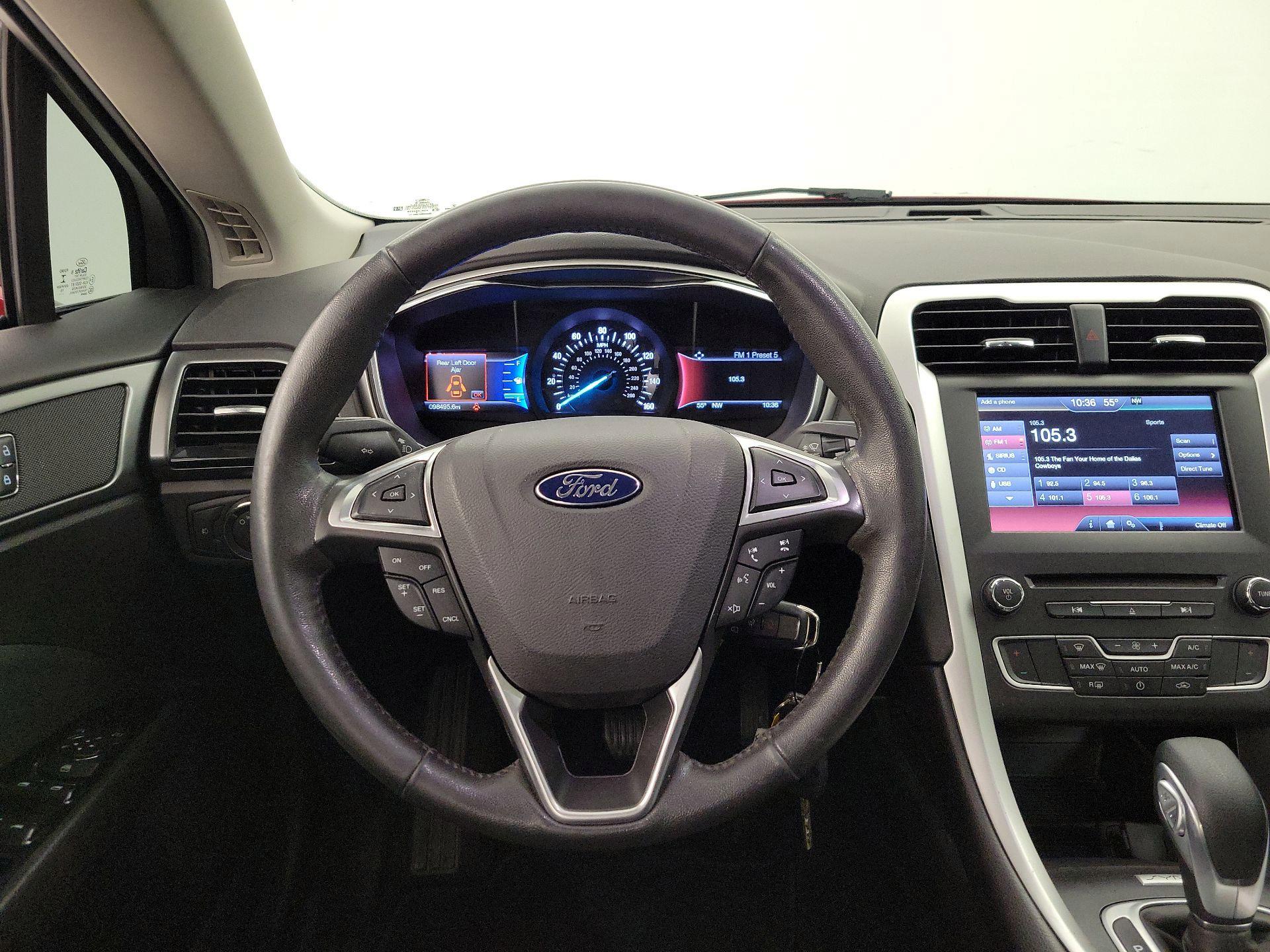 Thumbnail: 2016 Ford Fusion - 10