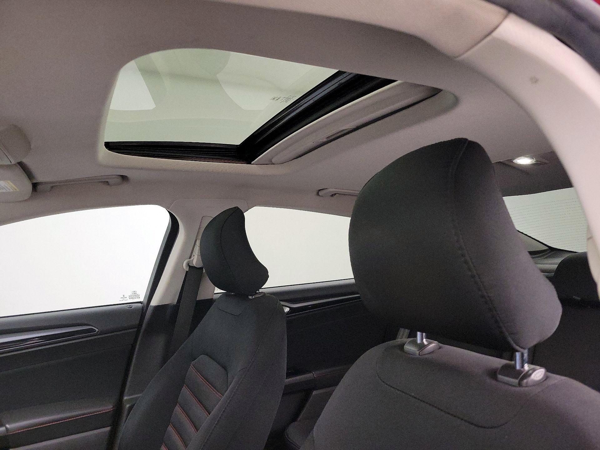 Thumbnail: 2016 Ford Fusion - 18