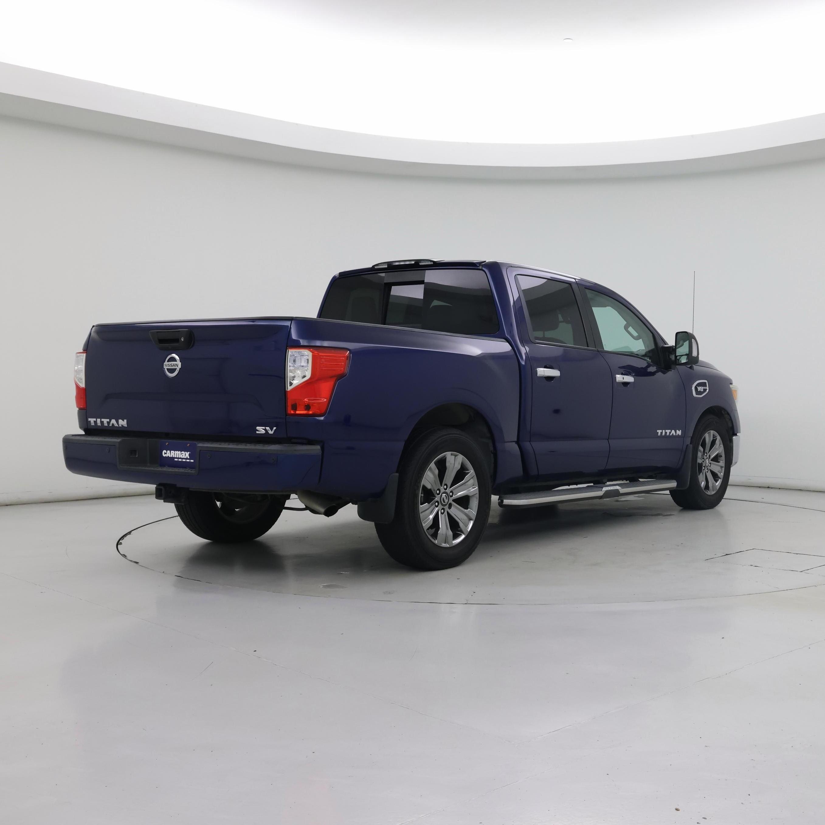 Thumbnail: 2017 Nissan Titan - 8