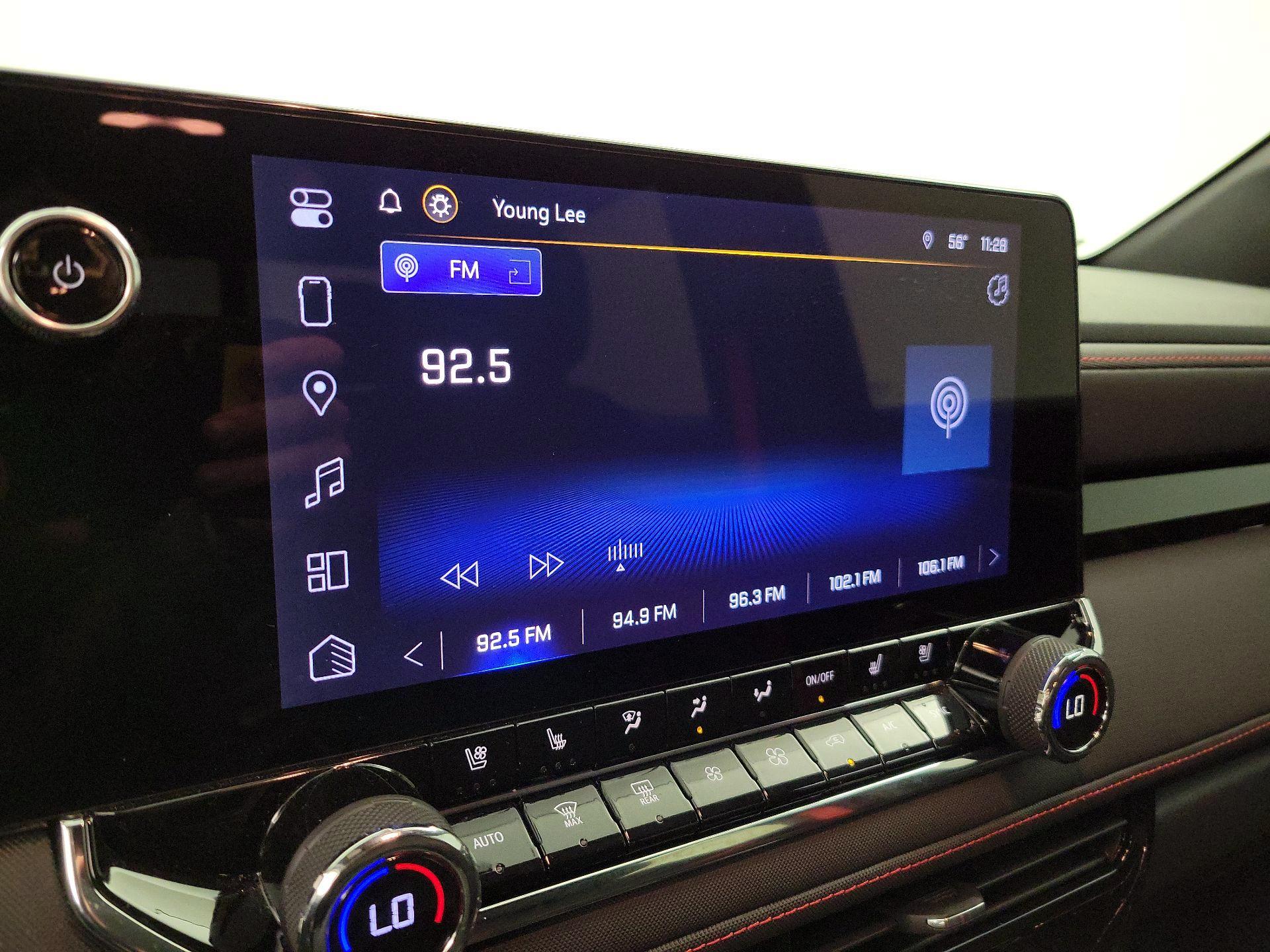 Thumbnail: 2023 Chevrolet Colorado - 15