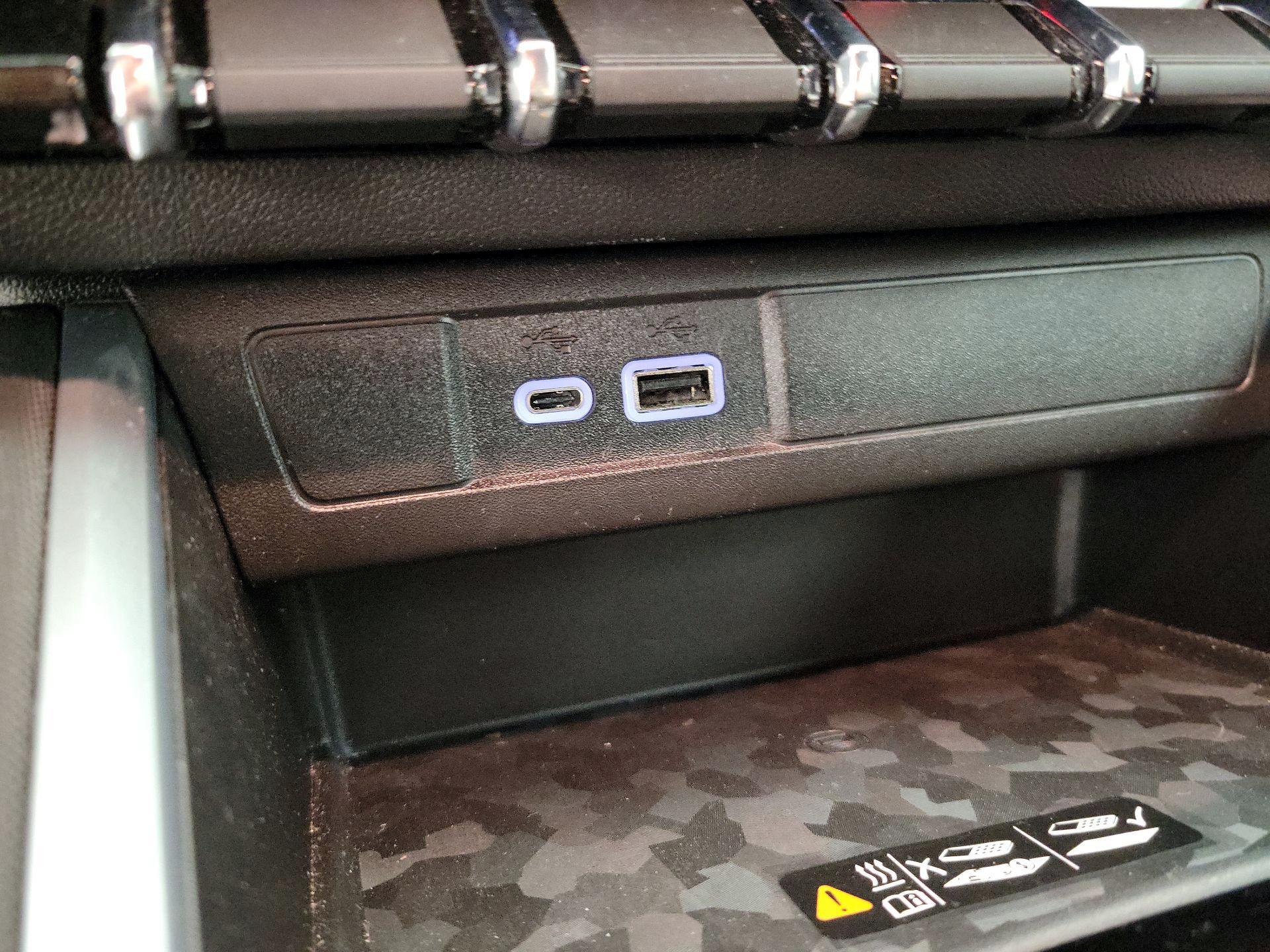 Thumbnail: 2023 Chevrolet Colorado - 18