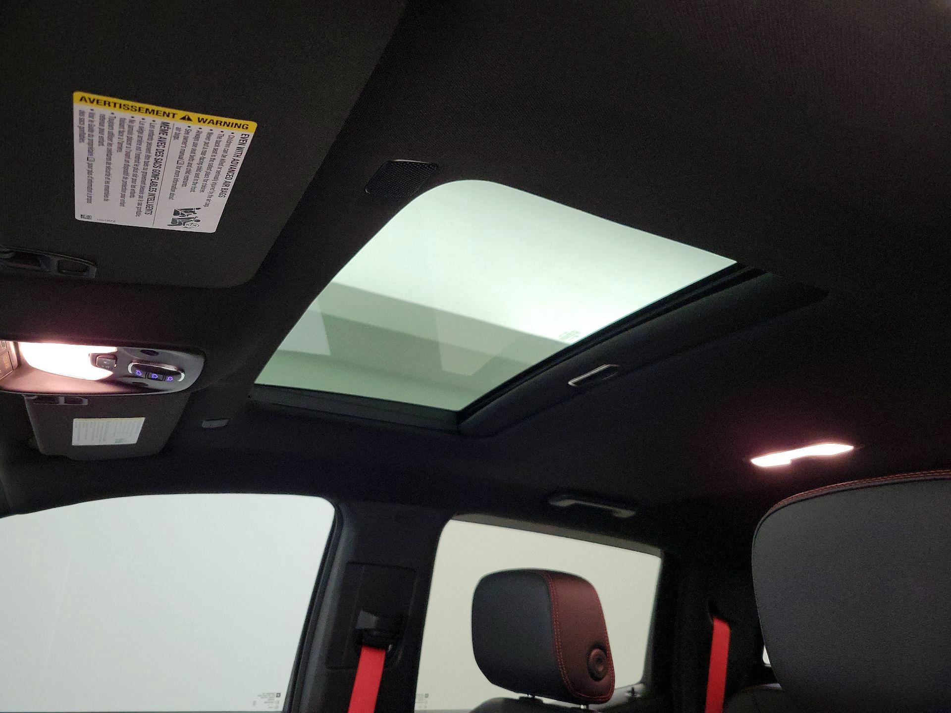 Thumbnail: 2023 Chevrolet Colorado - 19