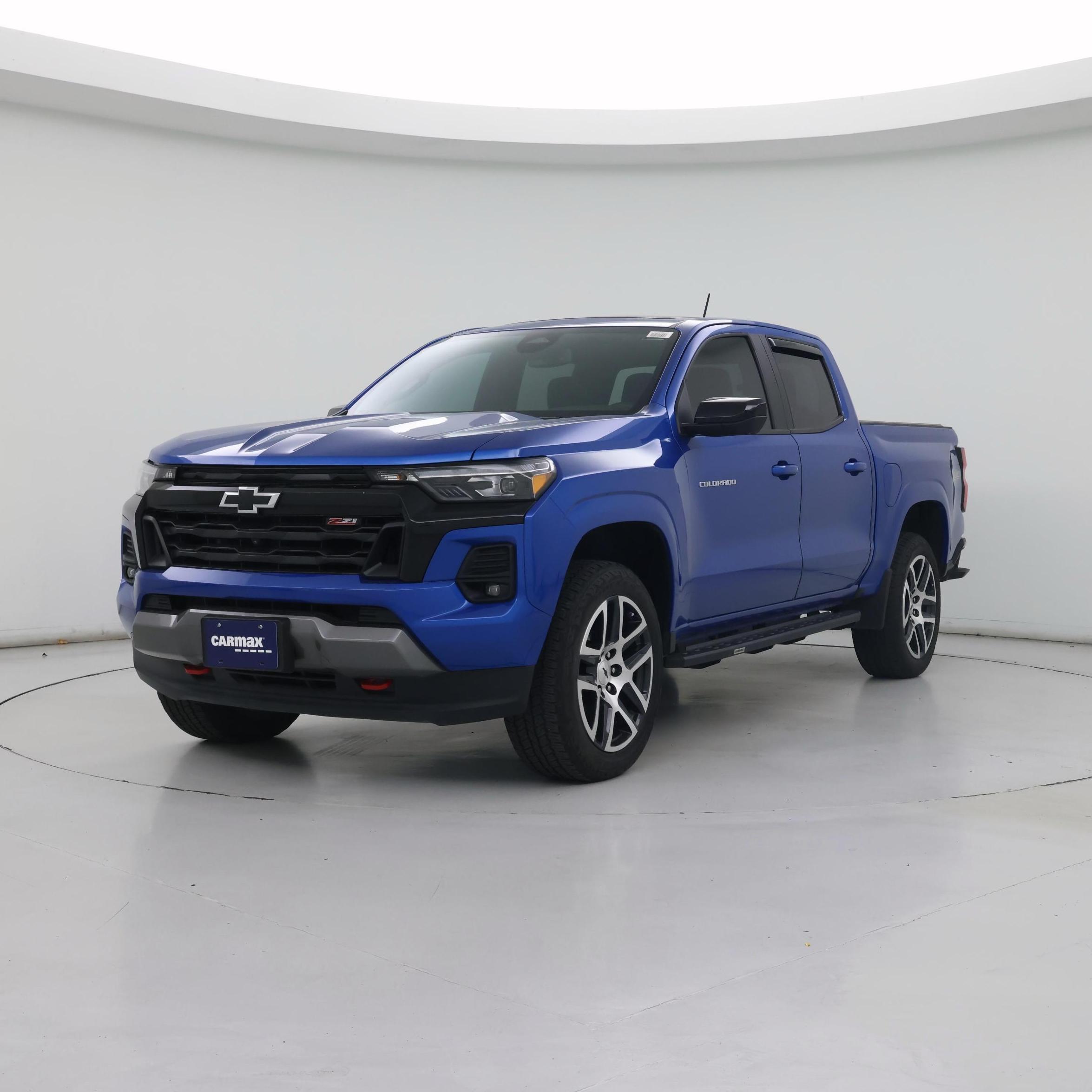 Thumbnail: 2023 Chevrolet Colorado - 4