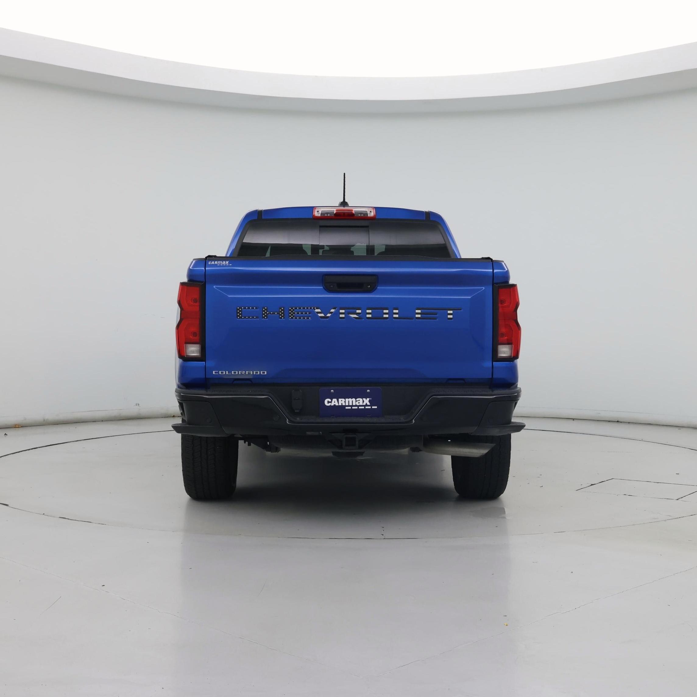 Thumbnail: 2023 Chevrolet Colorado - 6