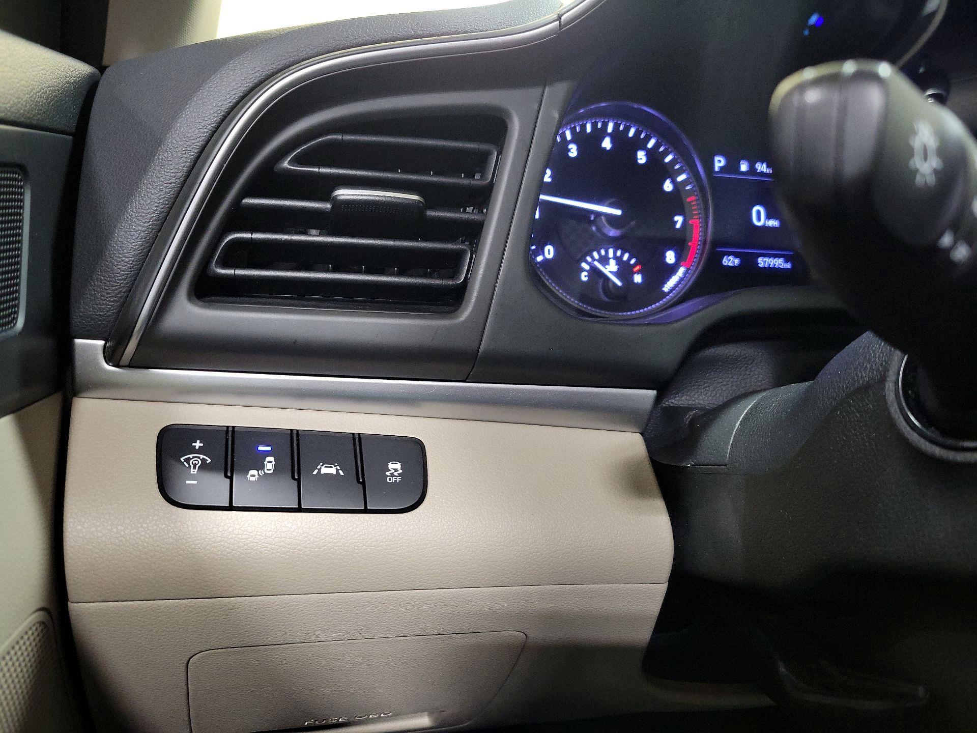 Thumbnail: 2019 Hyundai Elantra - 13