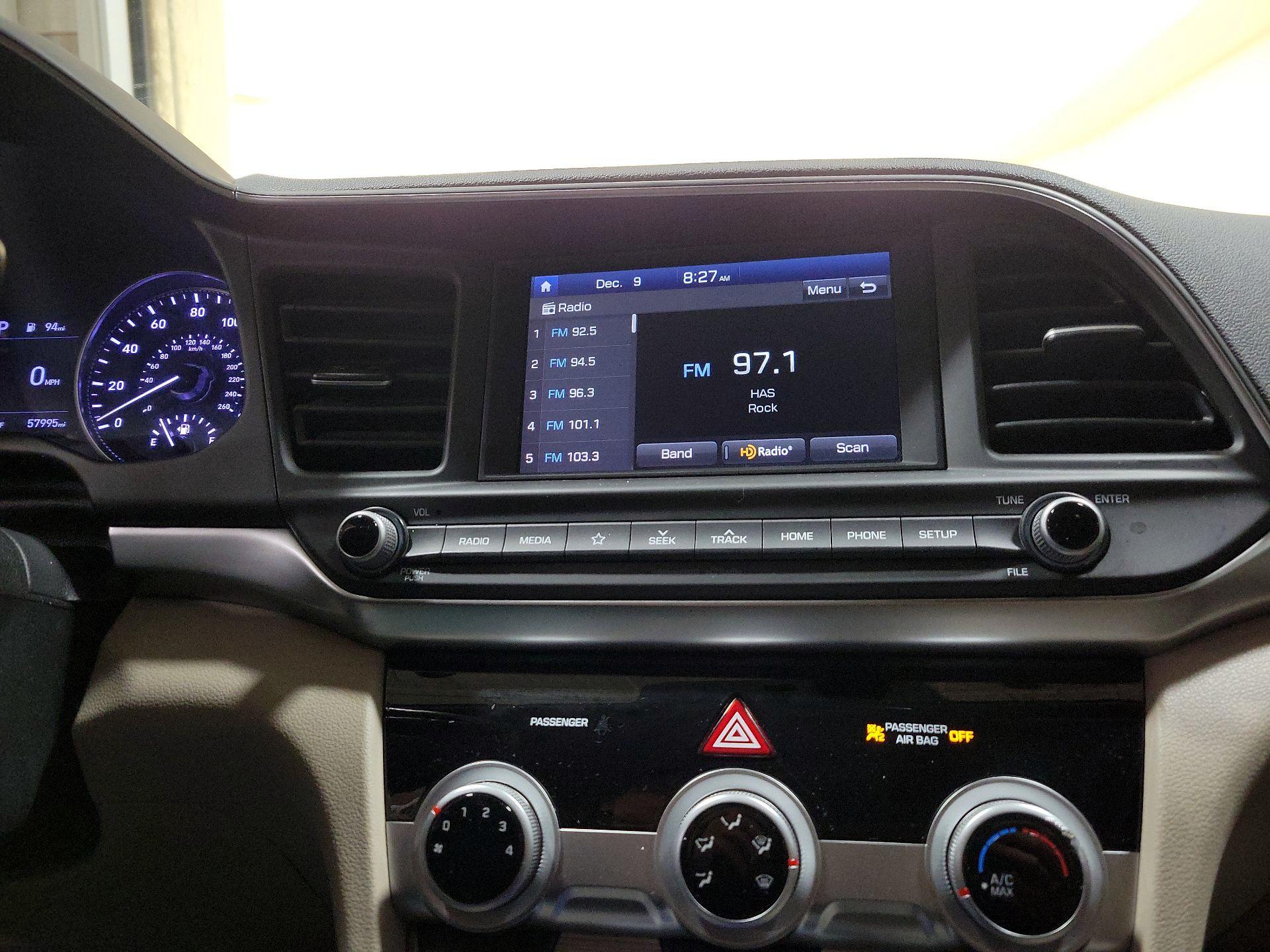 Thumbnail: 2019 Hyundai Elantra - 15