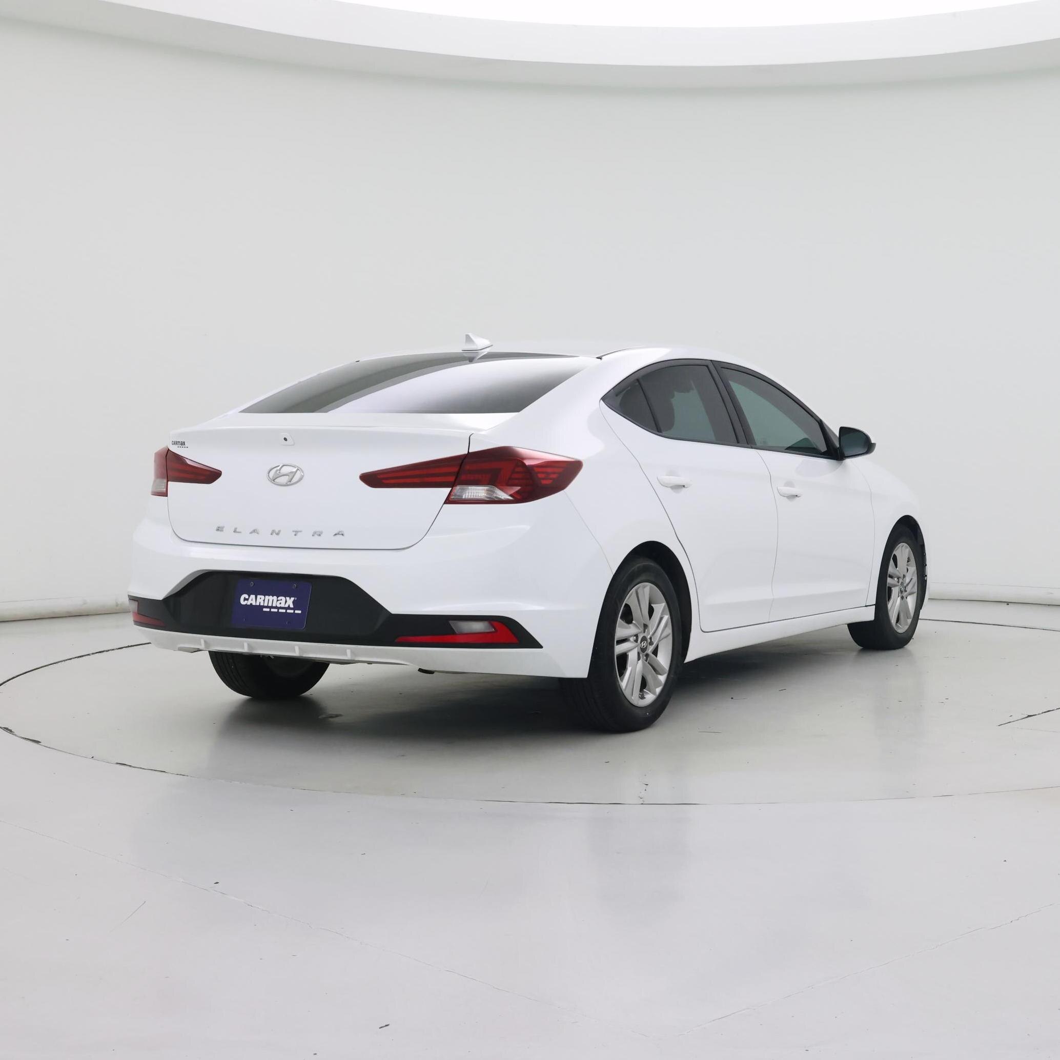Thumbnail: 2019 Hyundai Elantra - 8