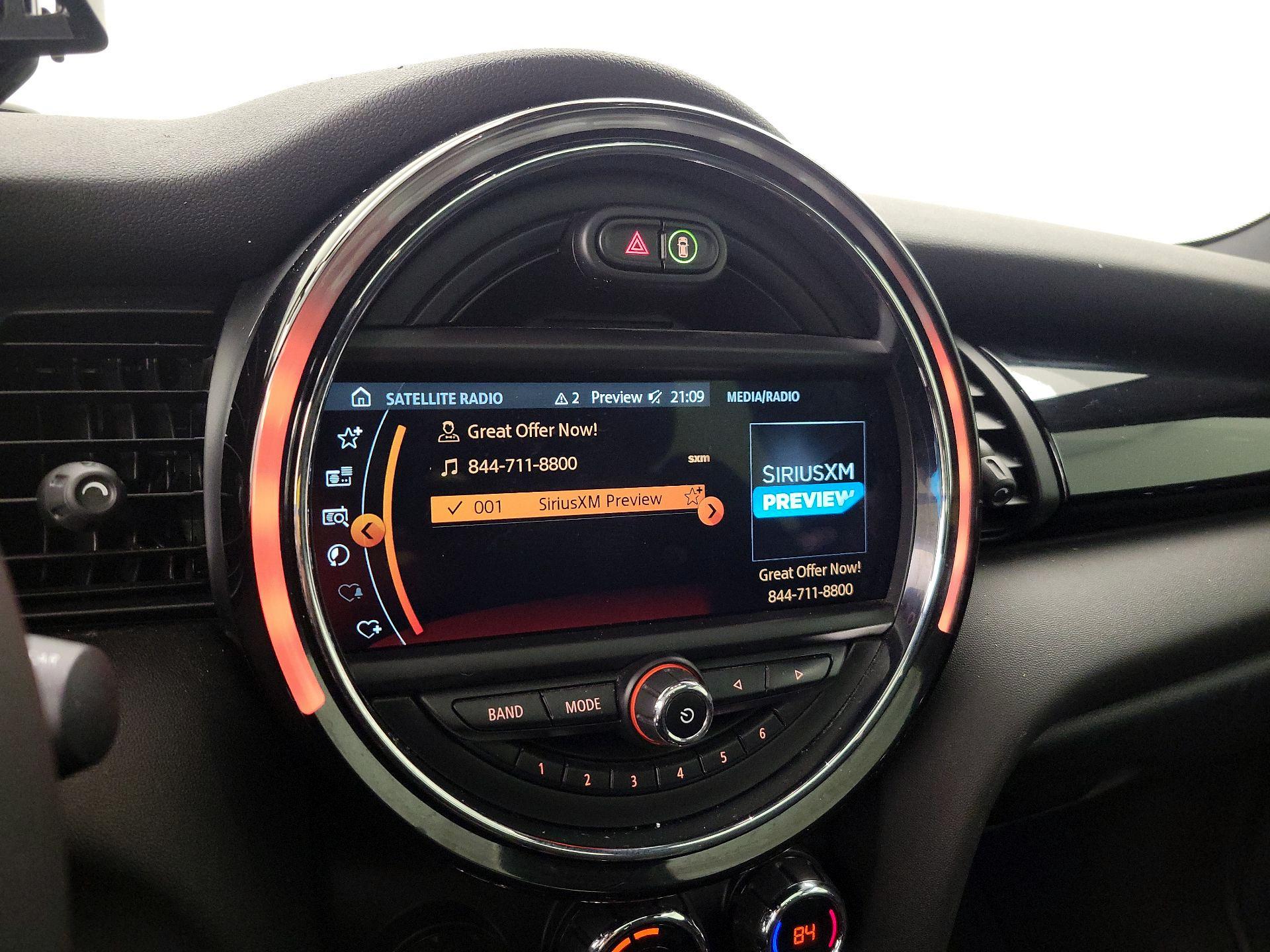 Thumbnail: 2019 MINI Cooper Hardtop - 16