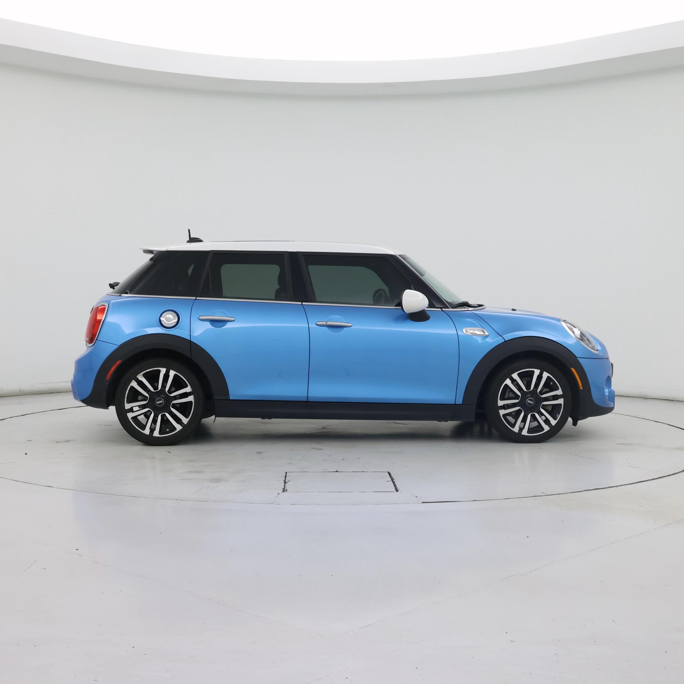 Thumbnail: 2019 MINI Cooper Hardtop - 7