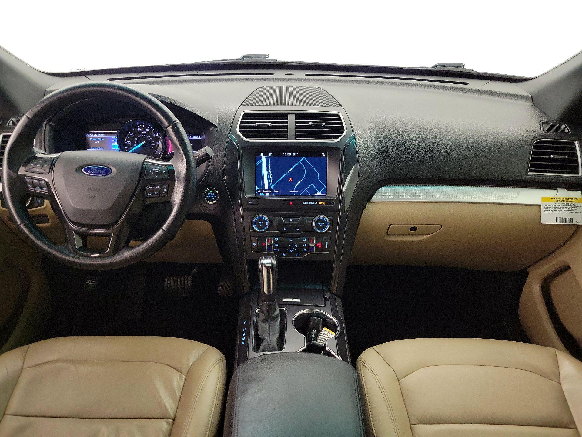 Thumbnail: 2017 Ford Explorer - 9