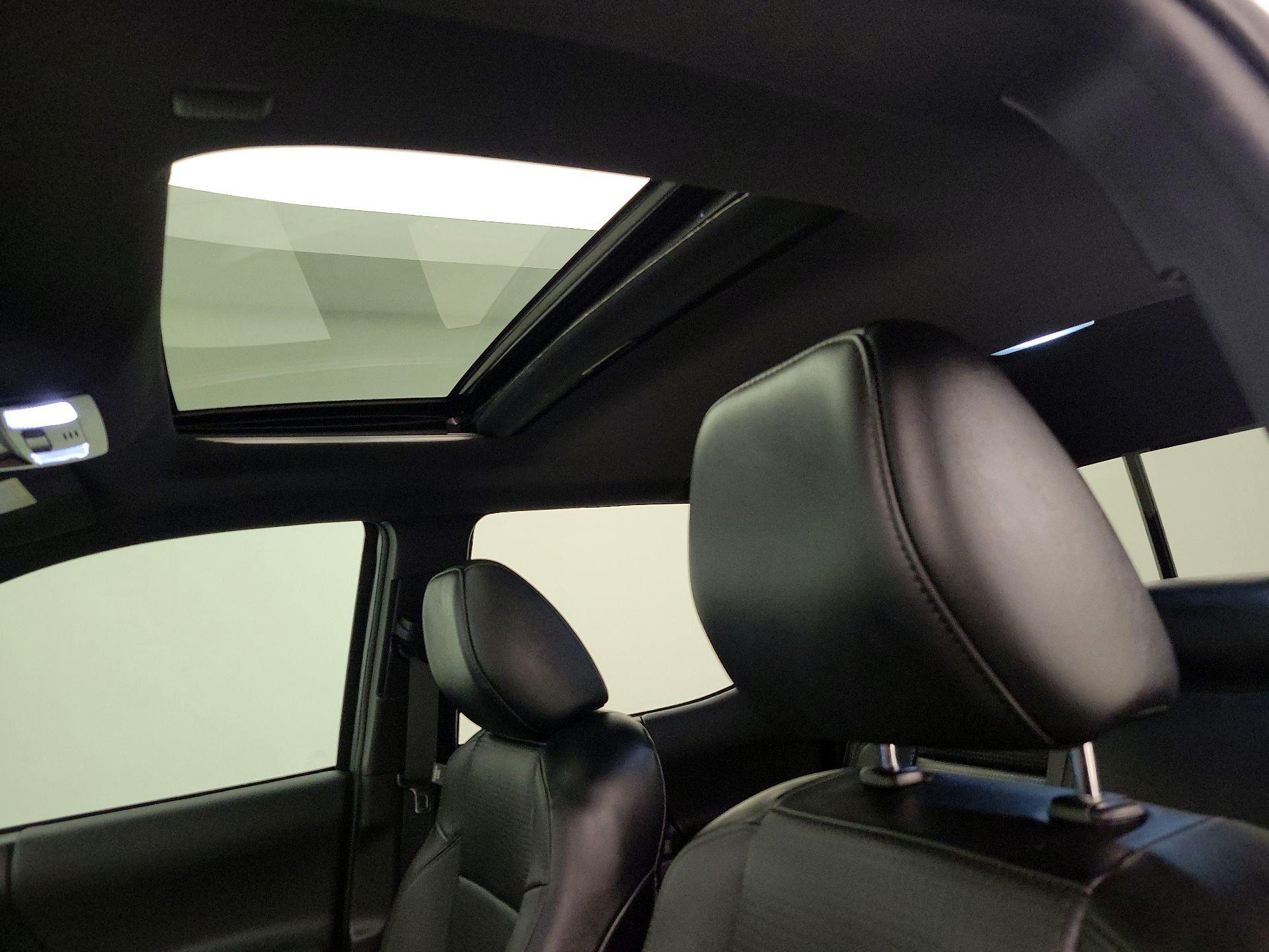 Thumbnail: 2022 Toyota Tacoma - 18