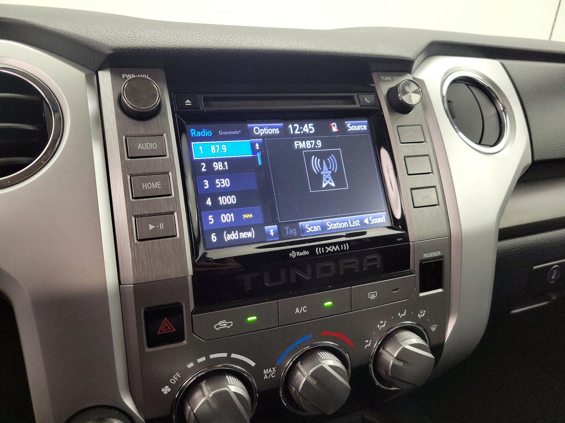 Thumbnail: 2016 Toyota Tundra - 15