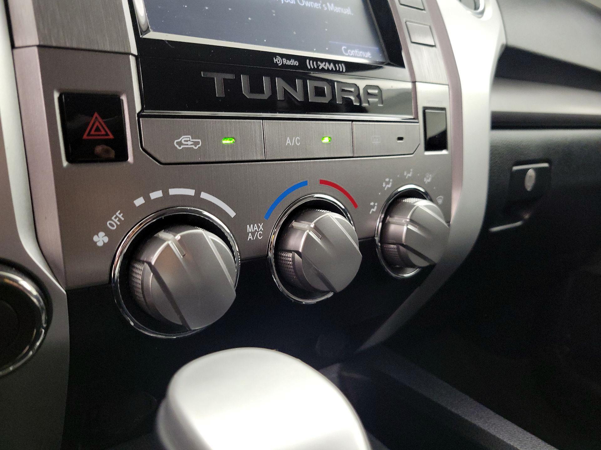 Thumbnail: 2016 Toyota Tundra - 16