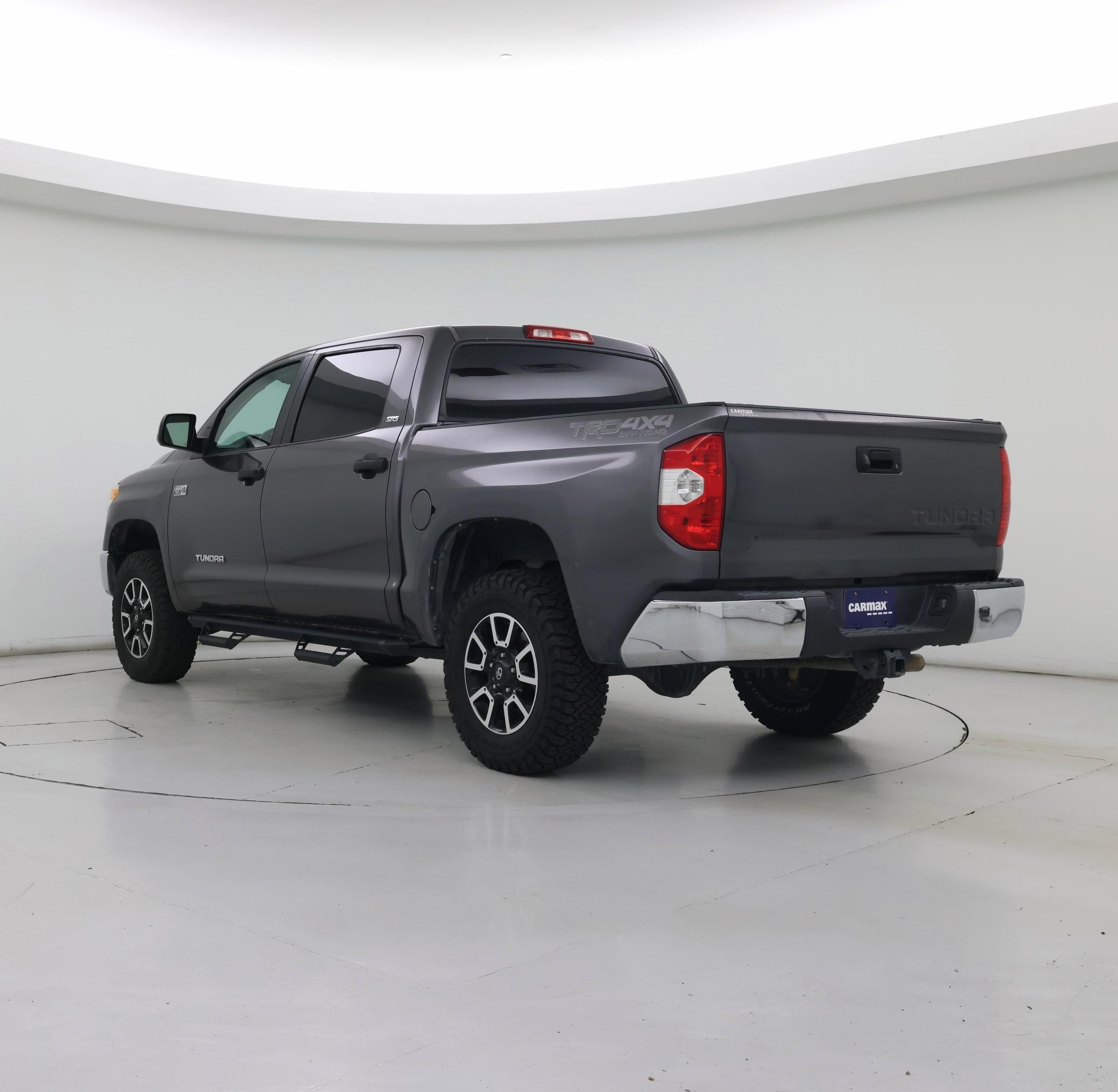 Thumbnail: 2016 Toyota Tundra - 2