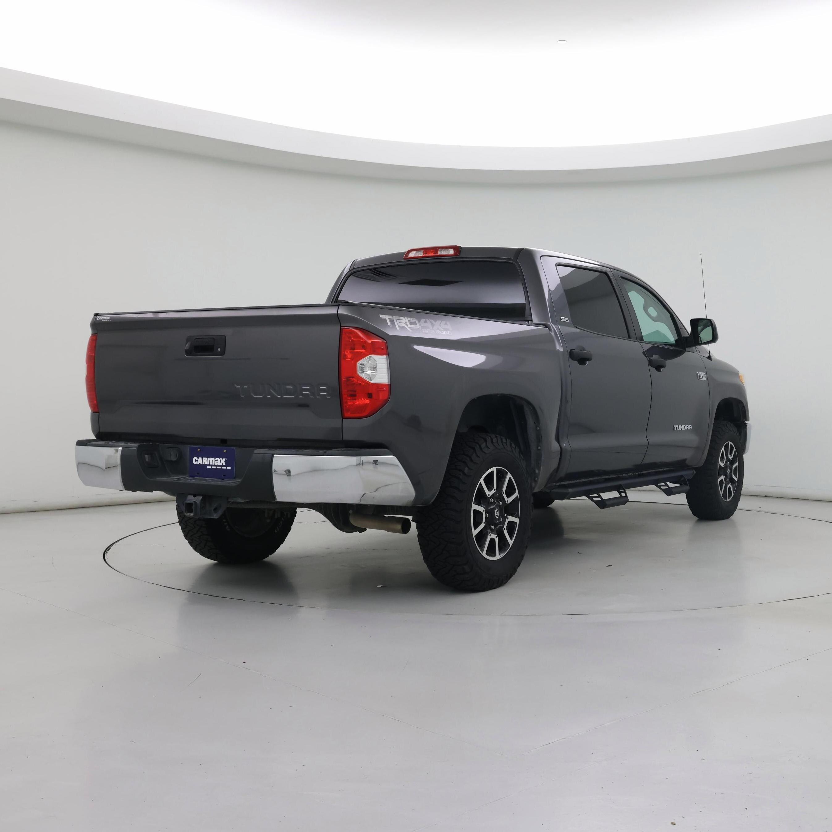 Thumbnail: 2016 Toyota Tundra - 8