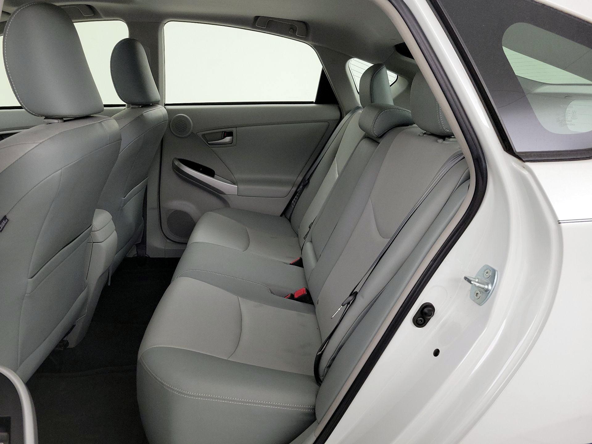 Thumbnail: 2015 Toyota Prius - 20