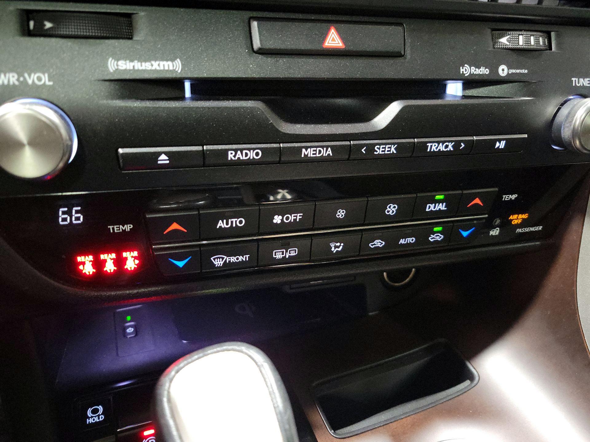 Thumbnail: 2021 Lexus RX - 17