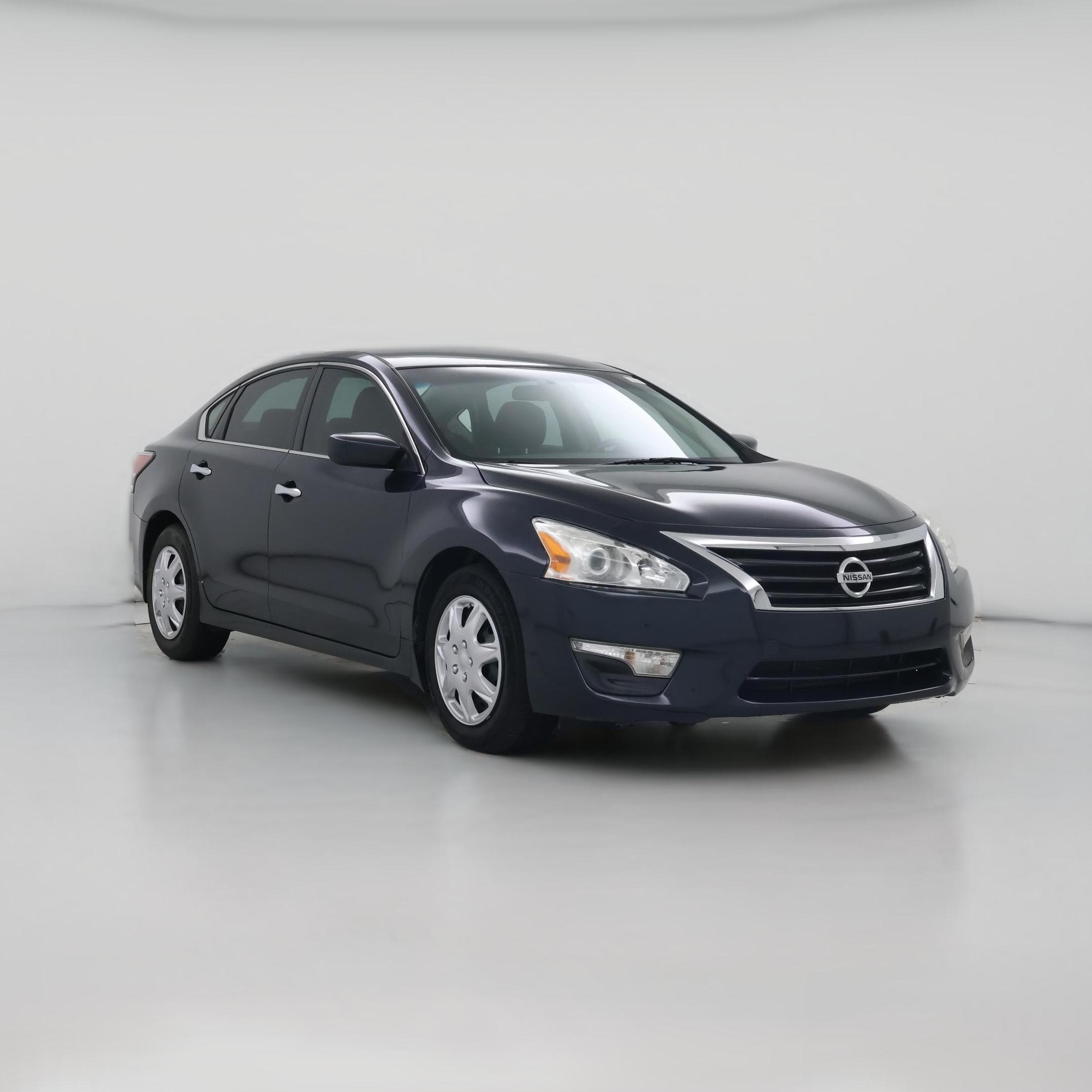Thumbnail: 2015 Nissan Altima - 1