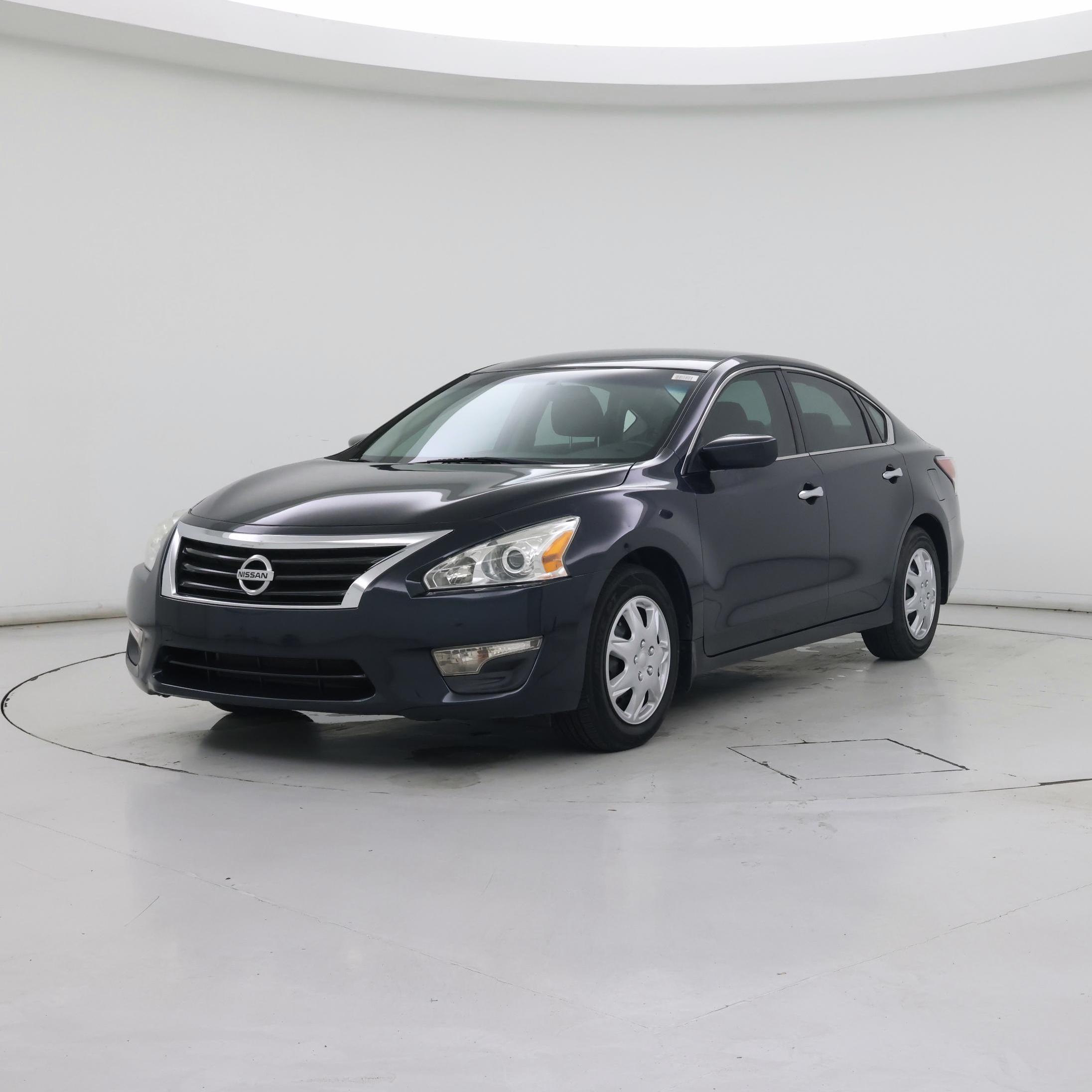Thumbnail: 2015 Nissan Altima - 4