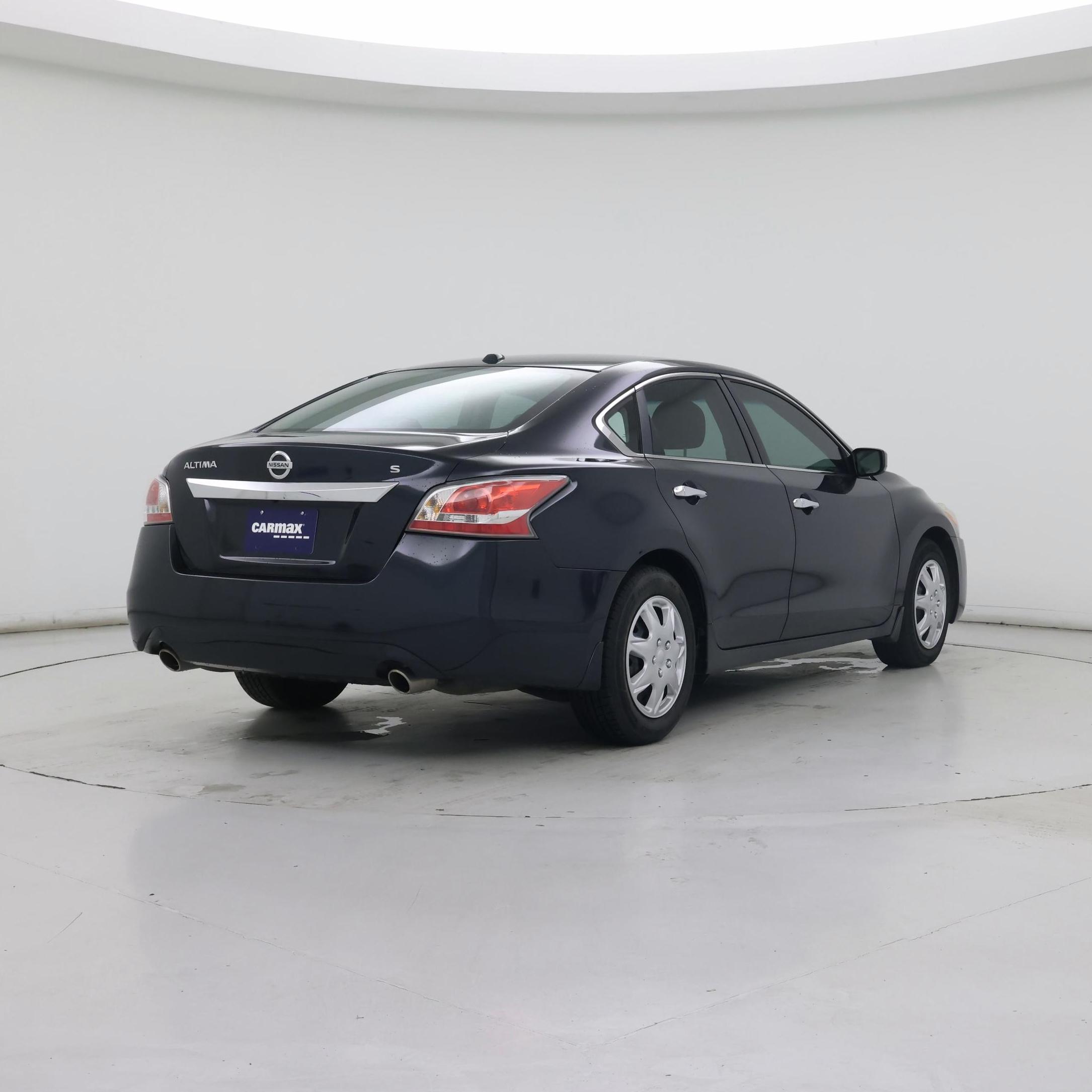 Thumbnail: 2015 Nissan Altima - 8