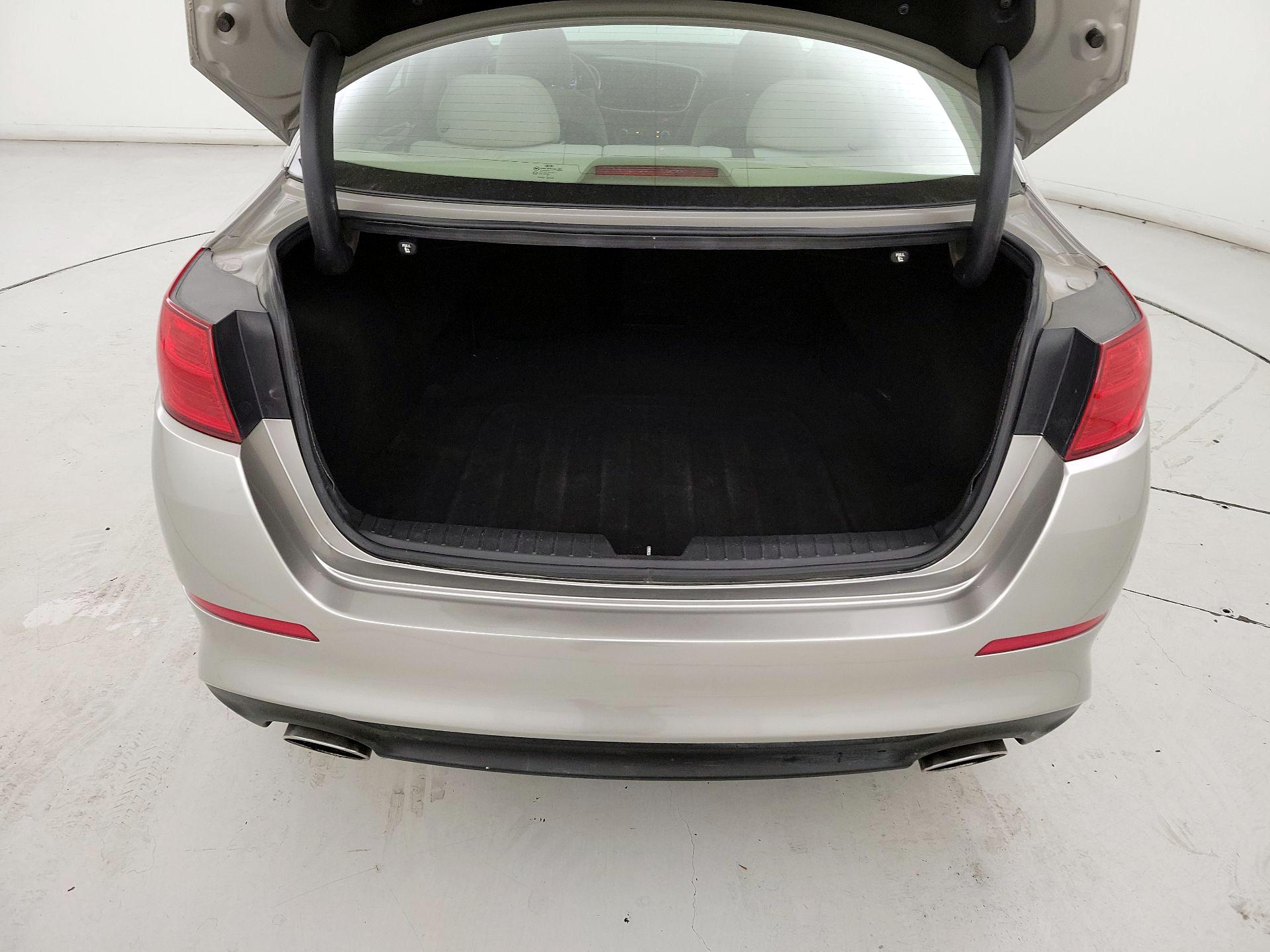 Thumbnail: 2014 Kia Optima - 18