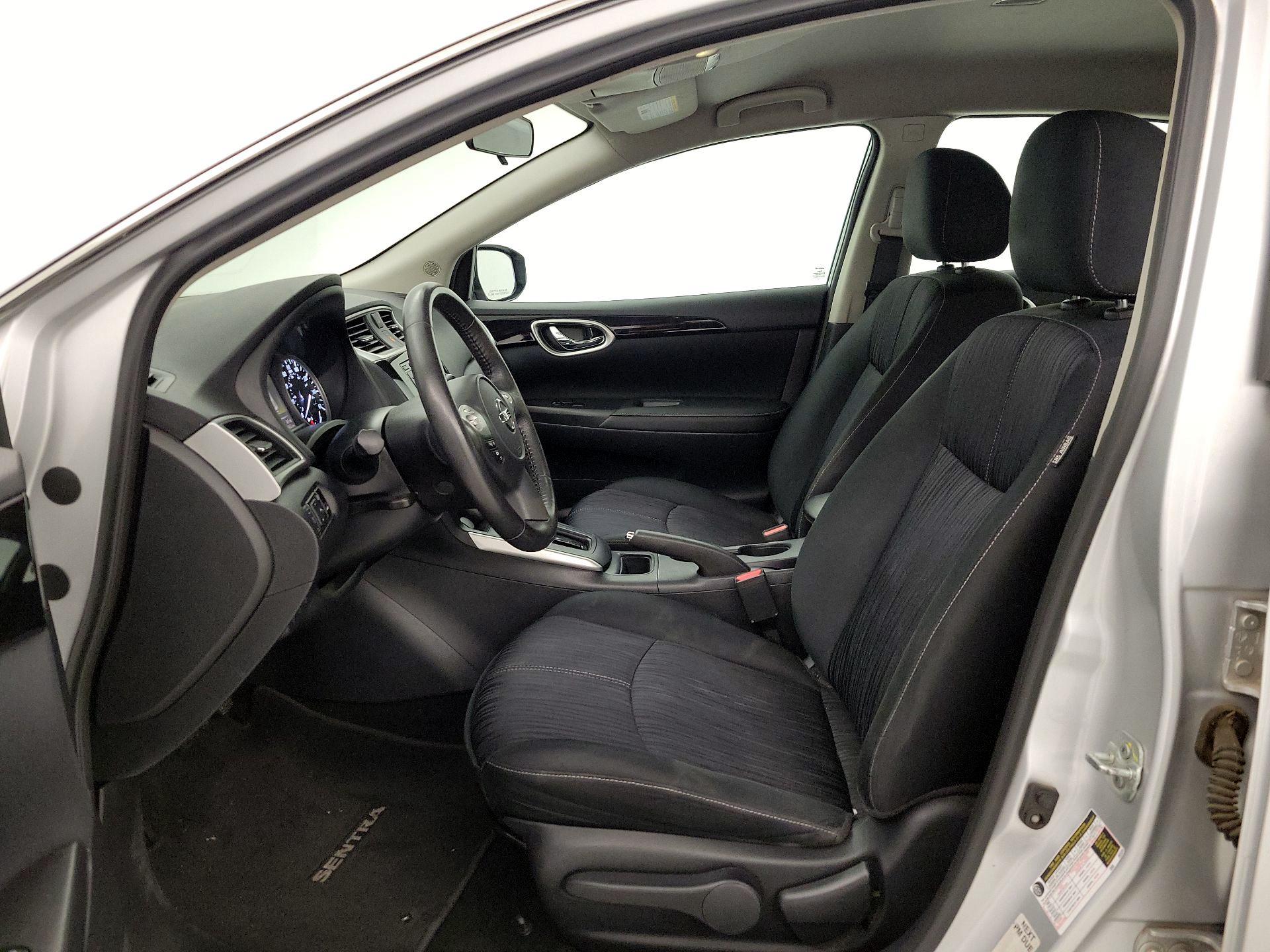 Thumbnail: 2018 Nissan Sentra - 11