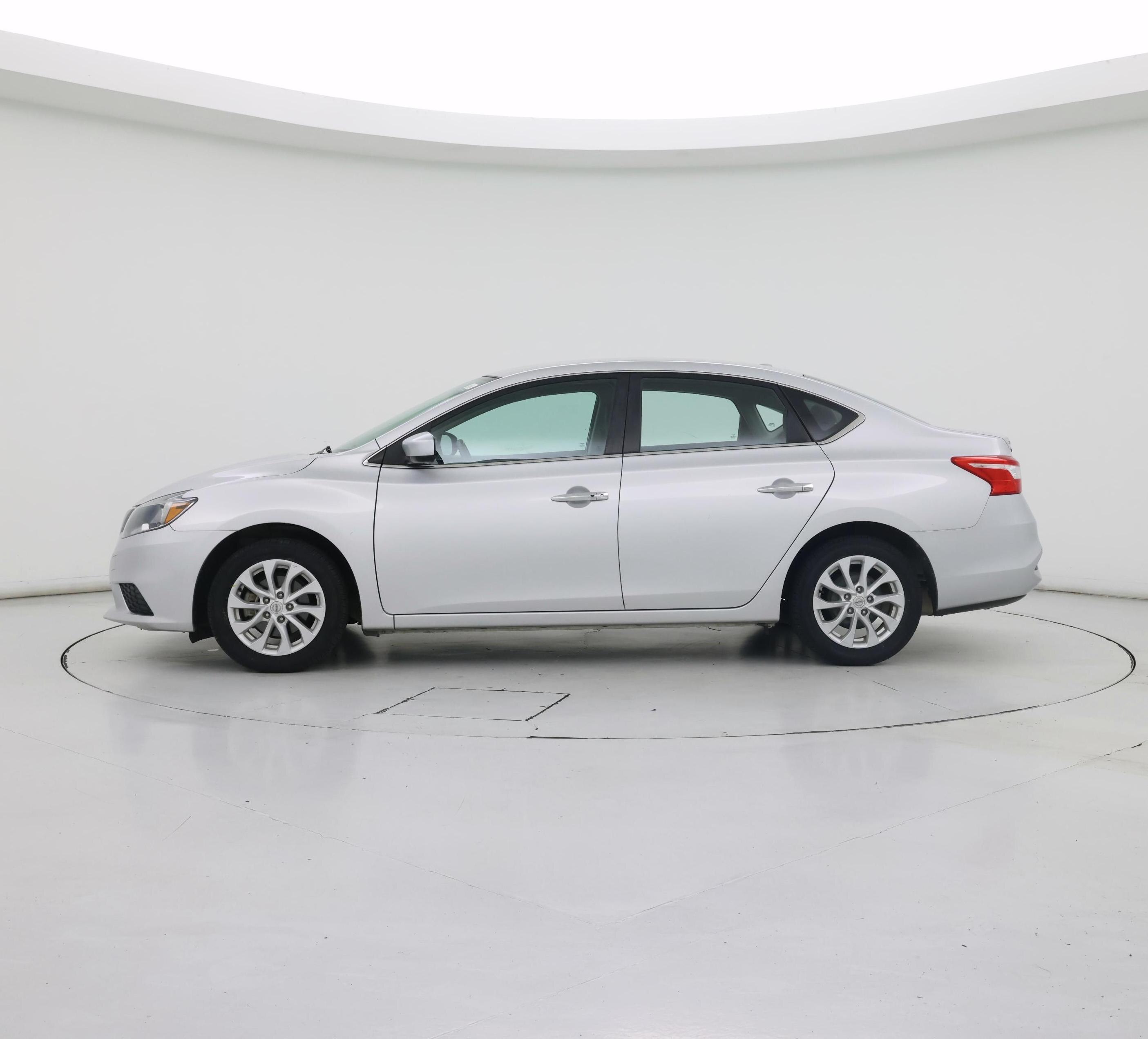 Thumbnail: 2018 Nissan Sentra - 3