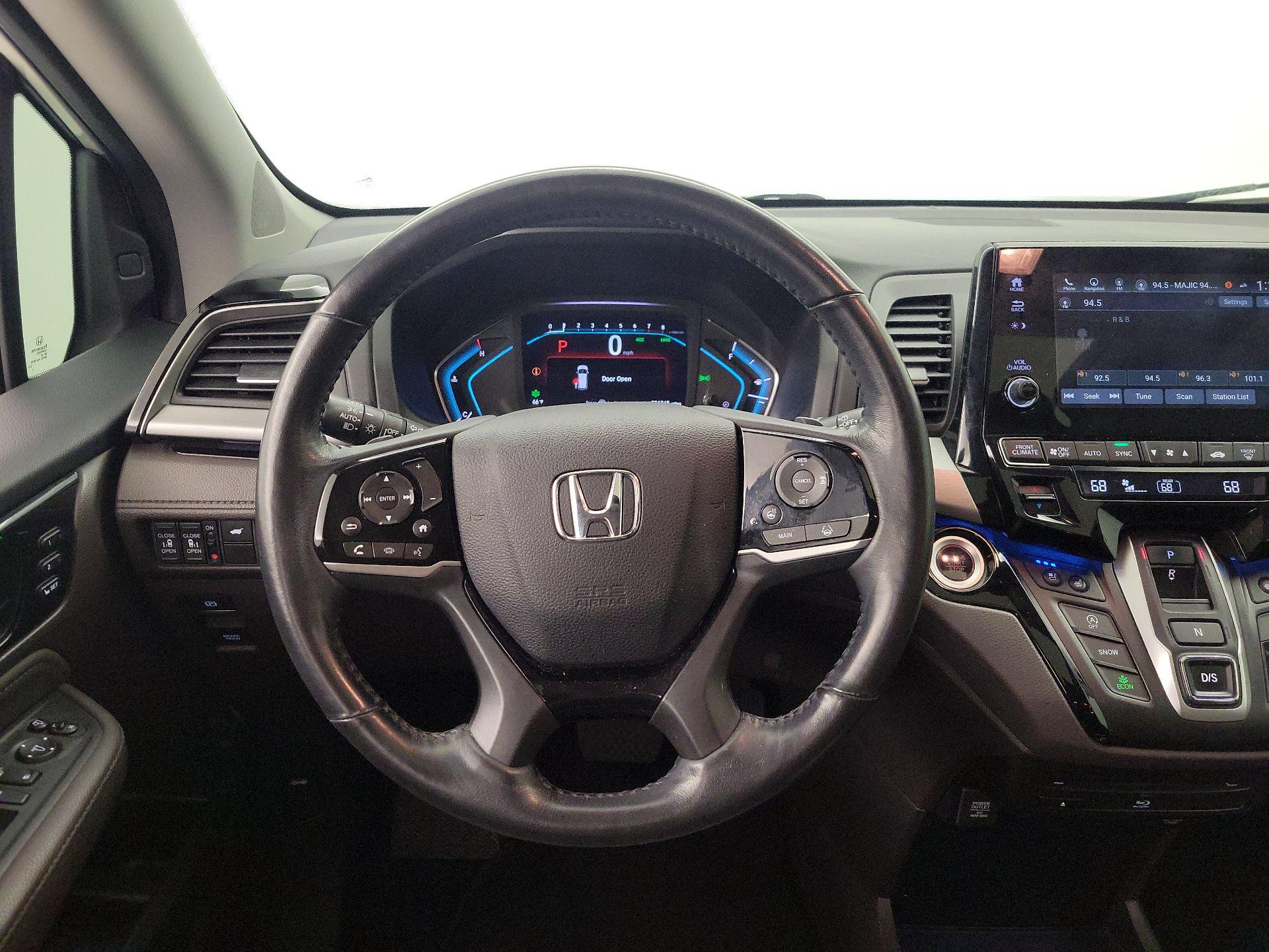 Thumbnail: 2019 Honda Odyssey - 10