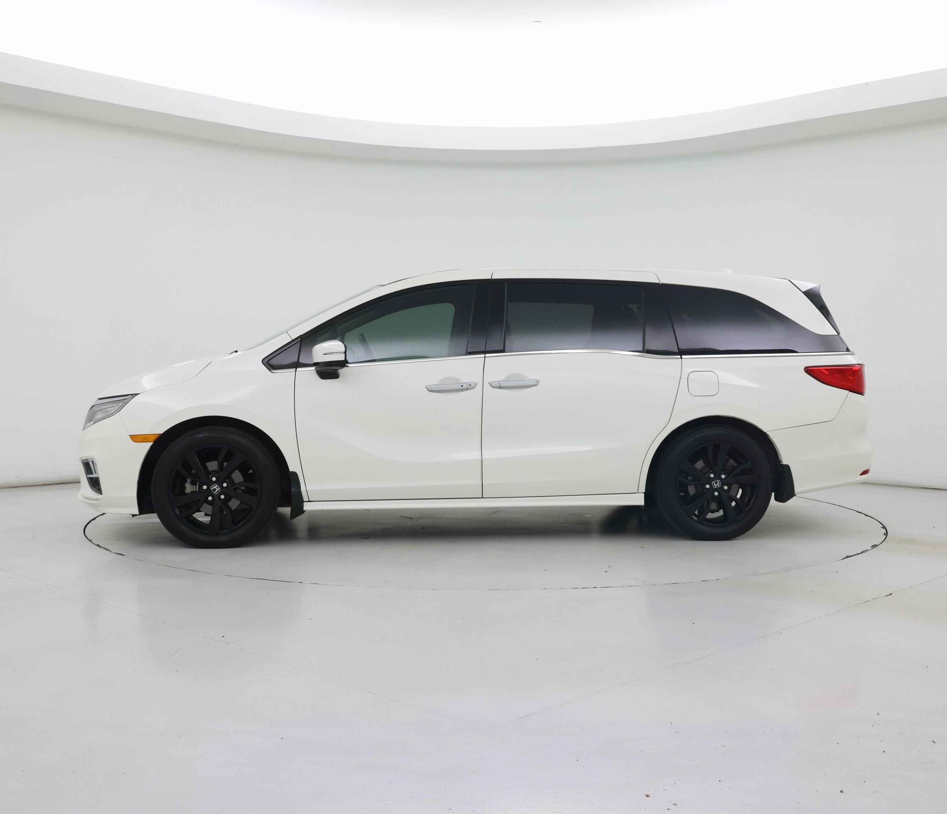 Thumbnail: 2019 Honda Odyssey - 3