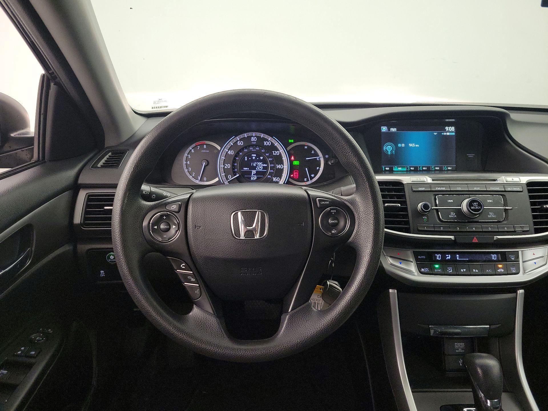 Thumbnail: 2015 Honda Accord - 10
