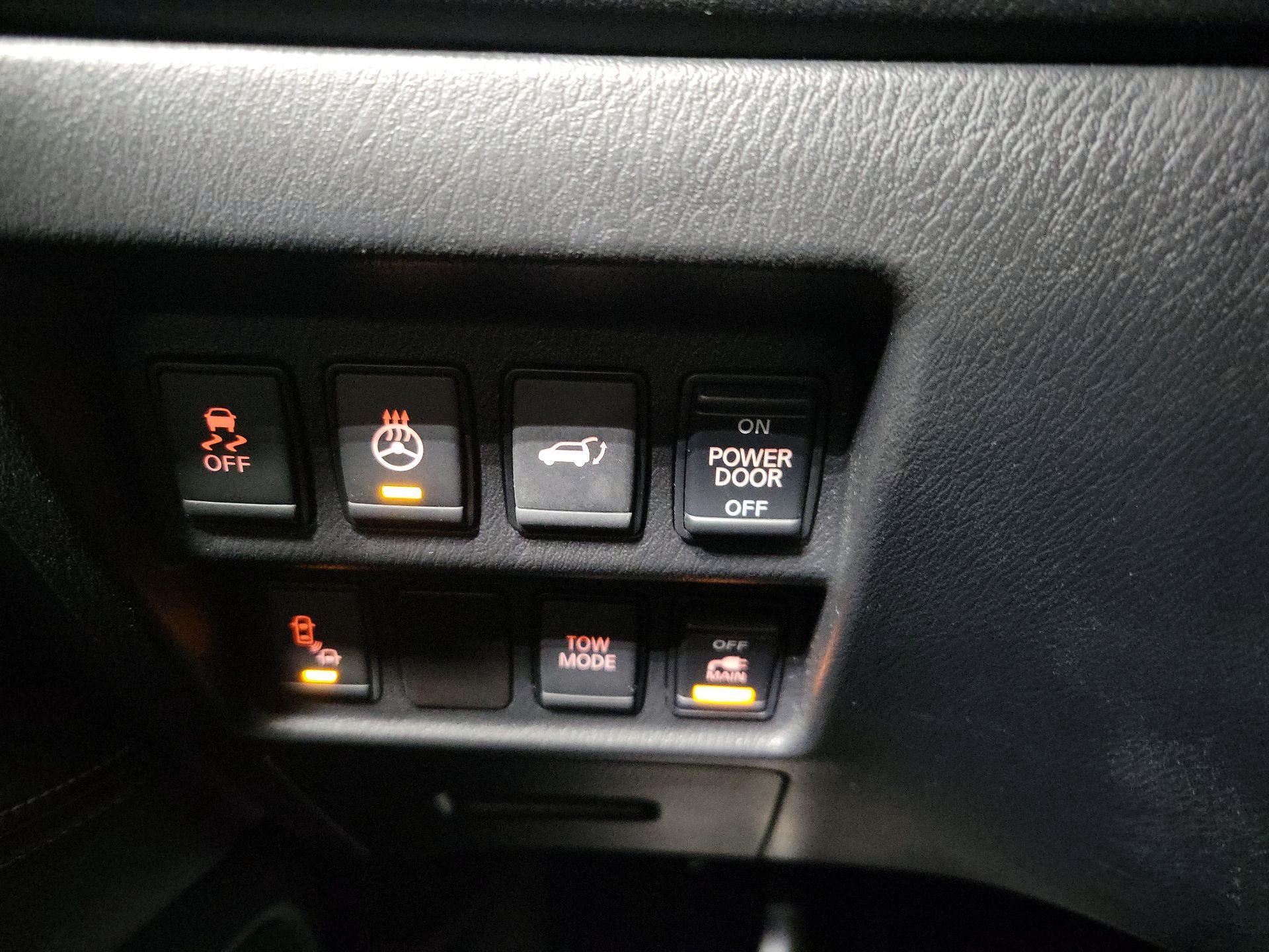 Thumbnail: 2017 Nissan Pathfinder - 13