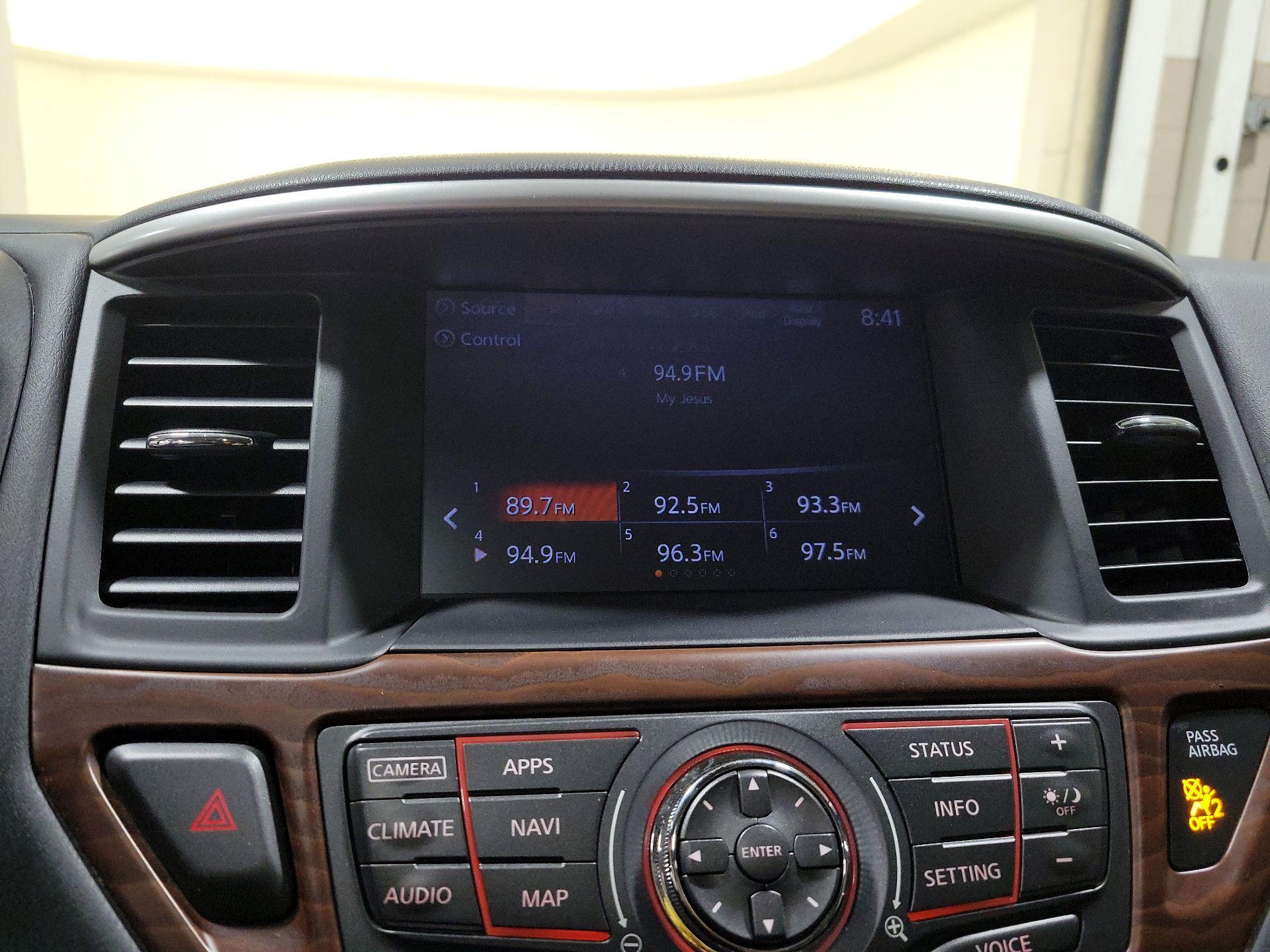 Thumbnail: 2017 Nissan Pathfinder - 15