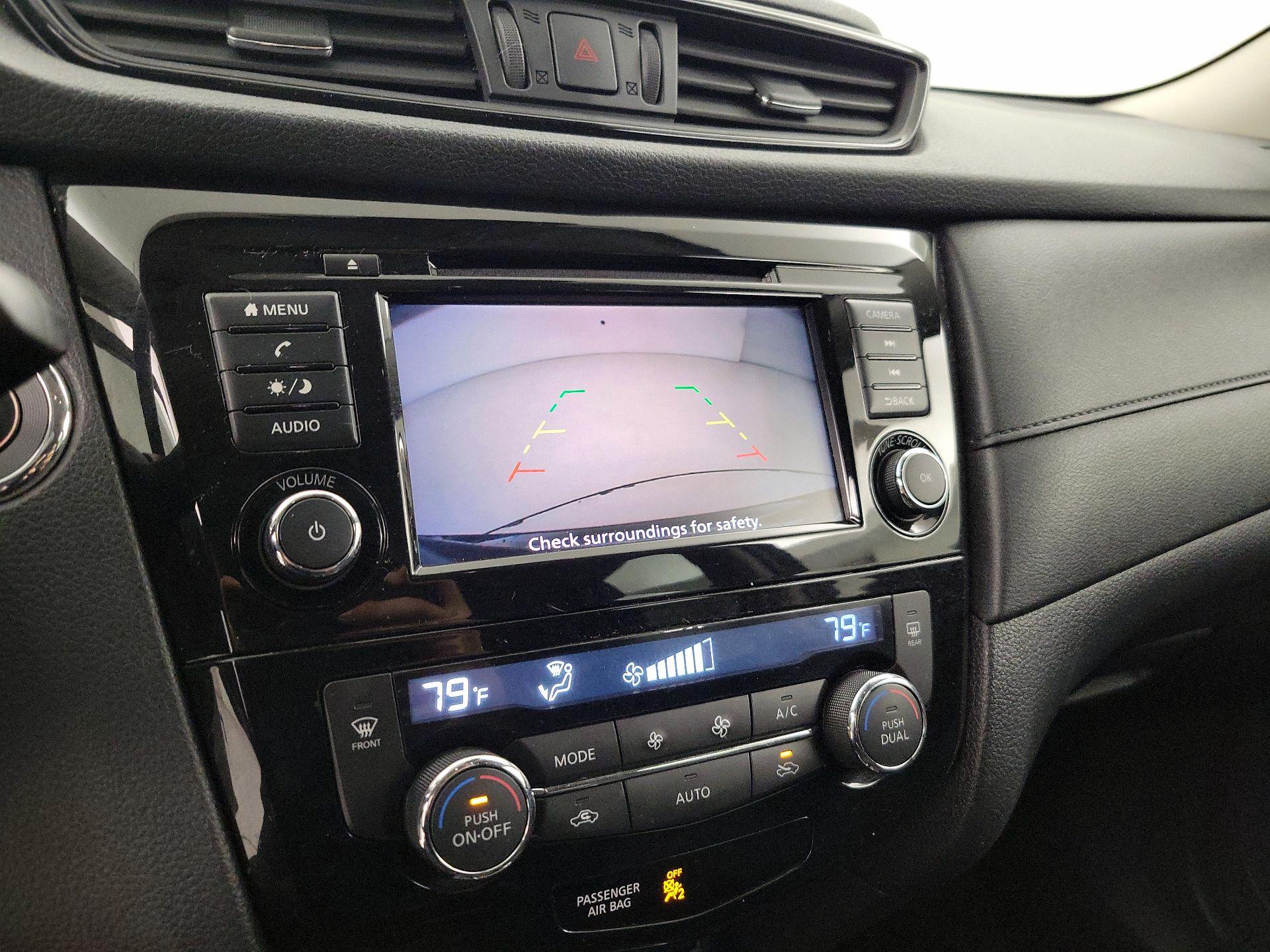 Thumbnail: 2020 Nissan Rogue - 14