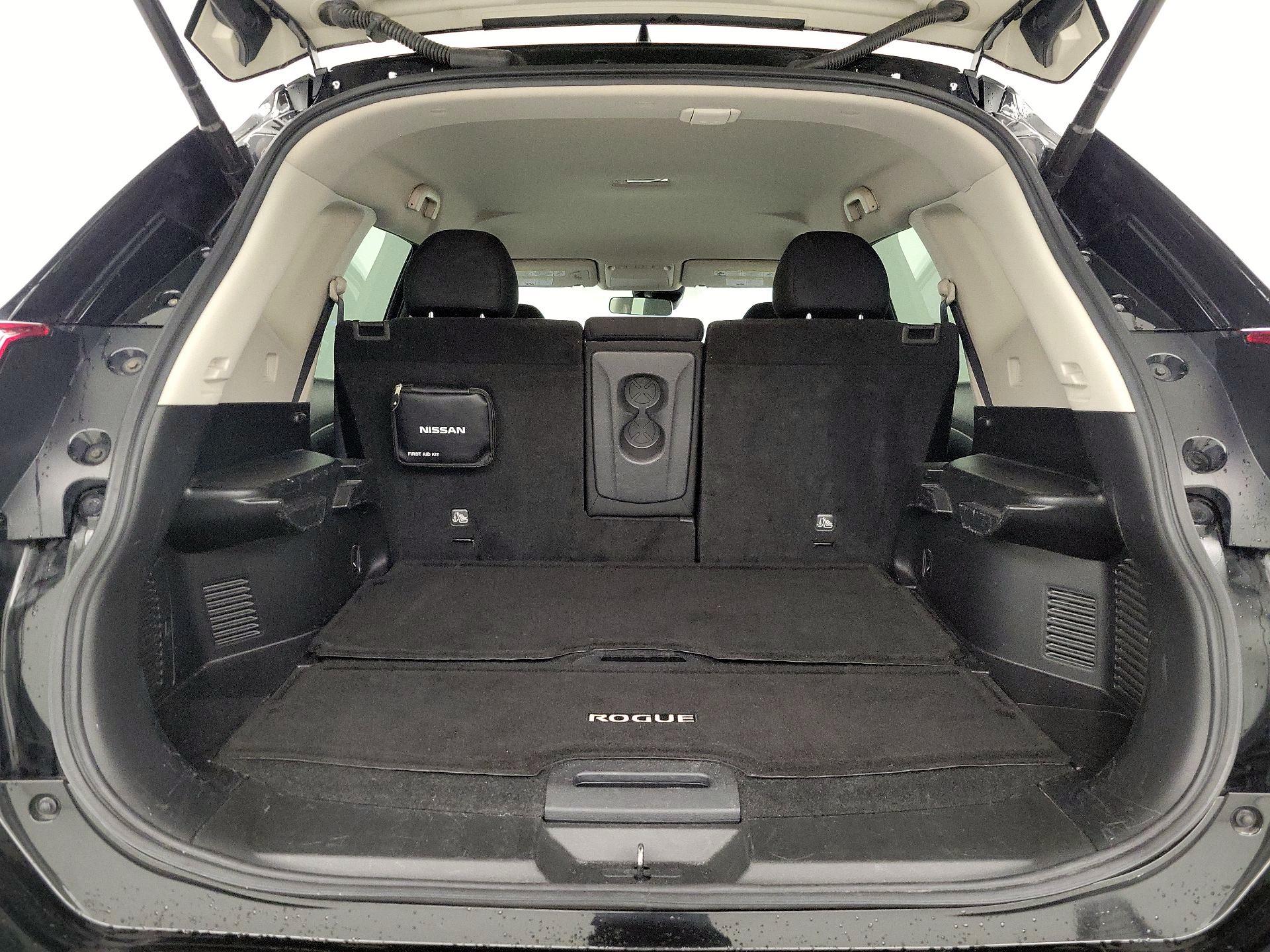 Thumbnail: 2020 Nissan Rogue - 19