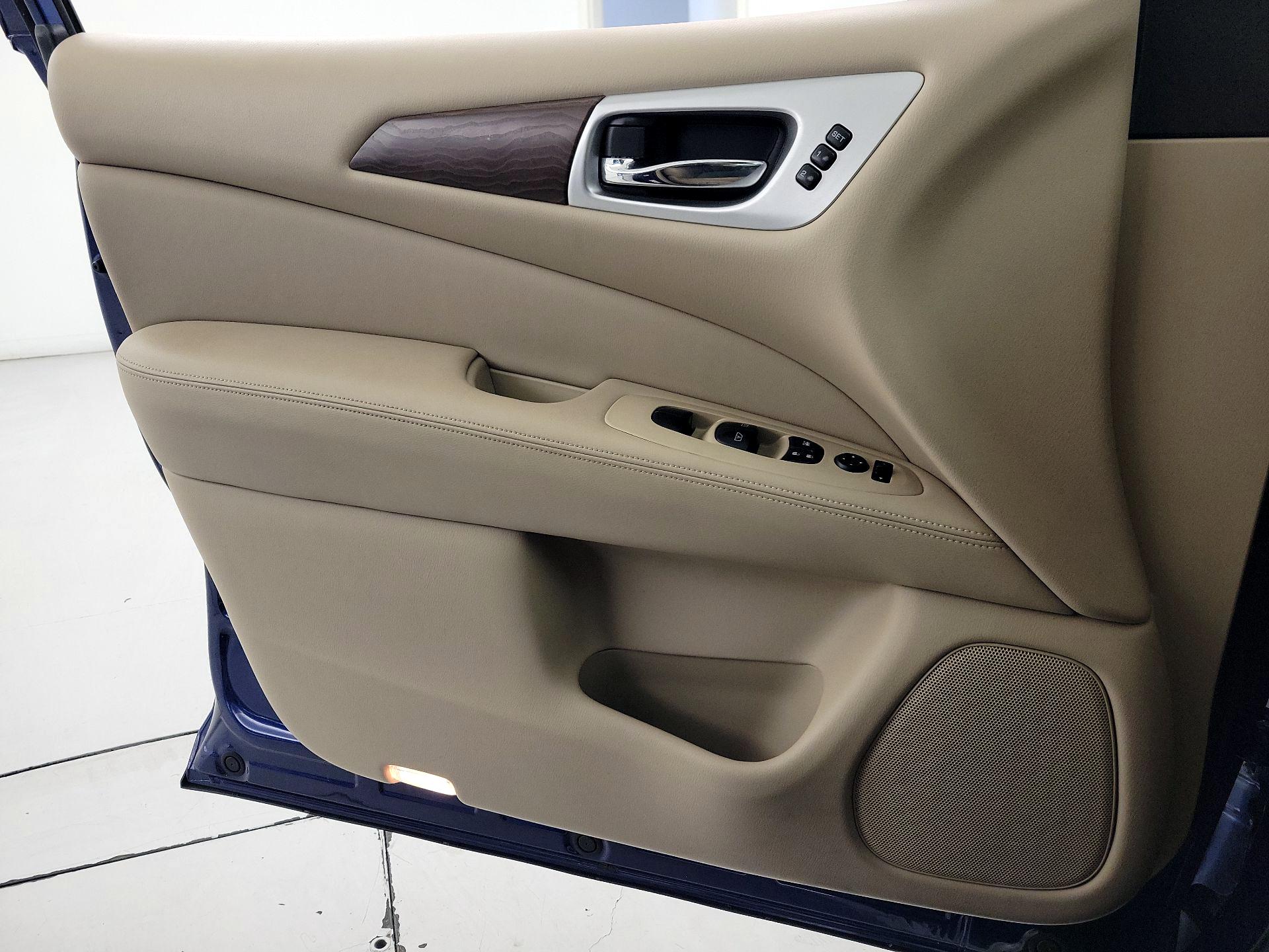 Thumbnail: 2018 Nissan Pathfinder - 12